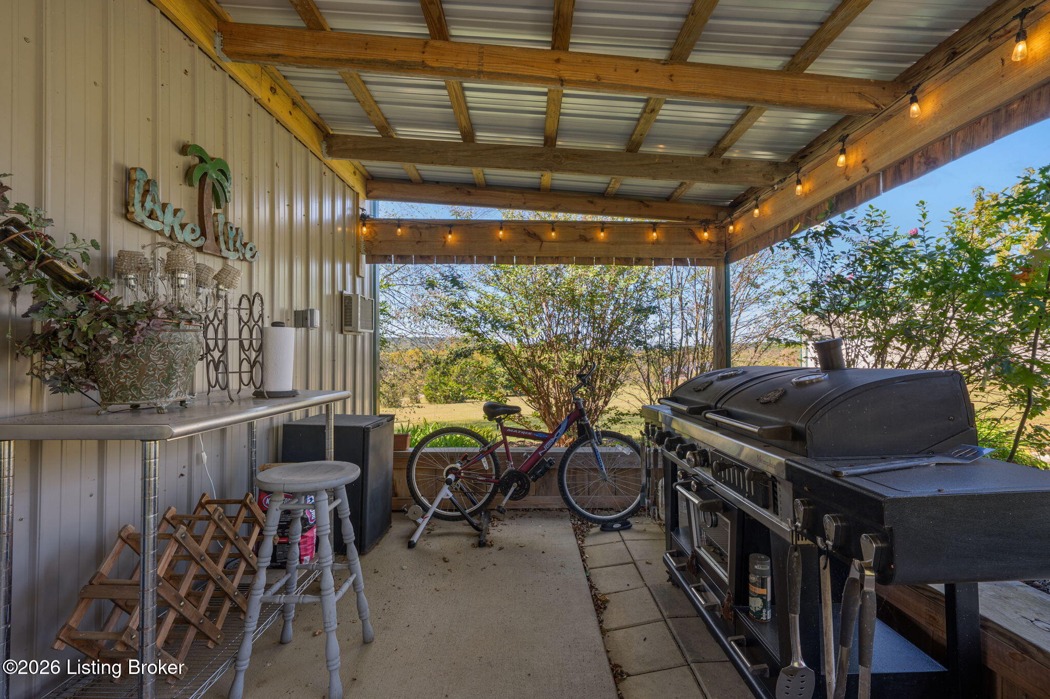 1330 Sandy Beach Ln Property Photo 42