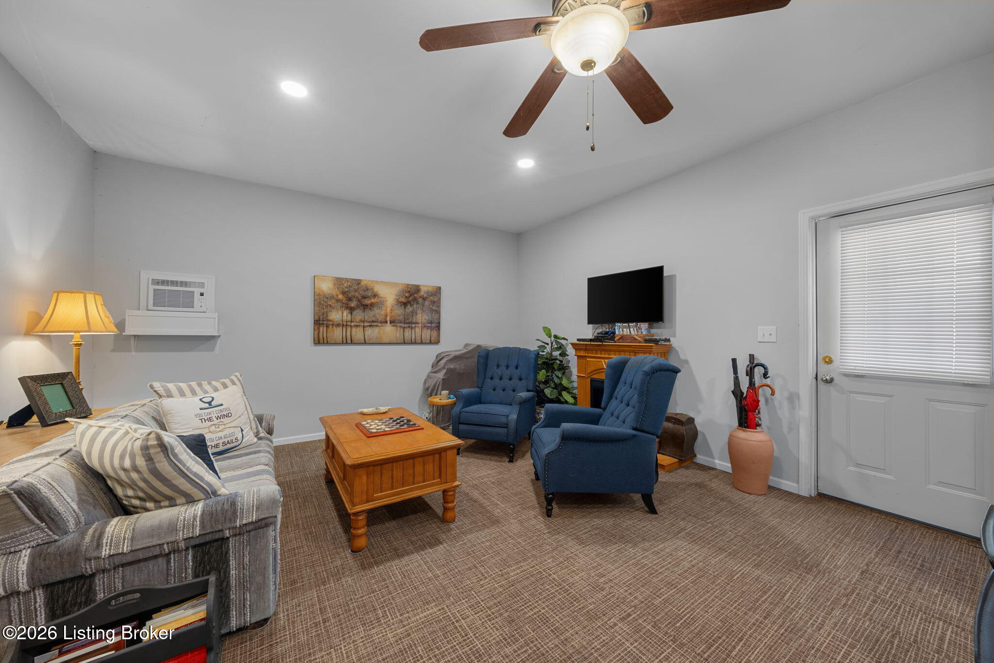 1330 Sandy Beach Ln Property Photo 44