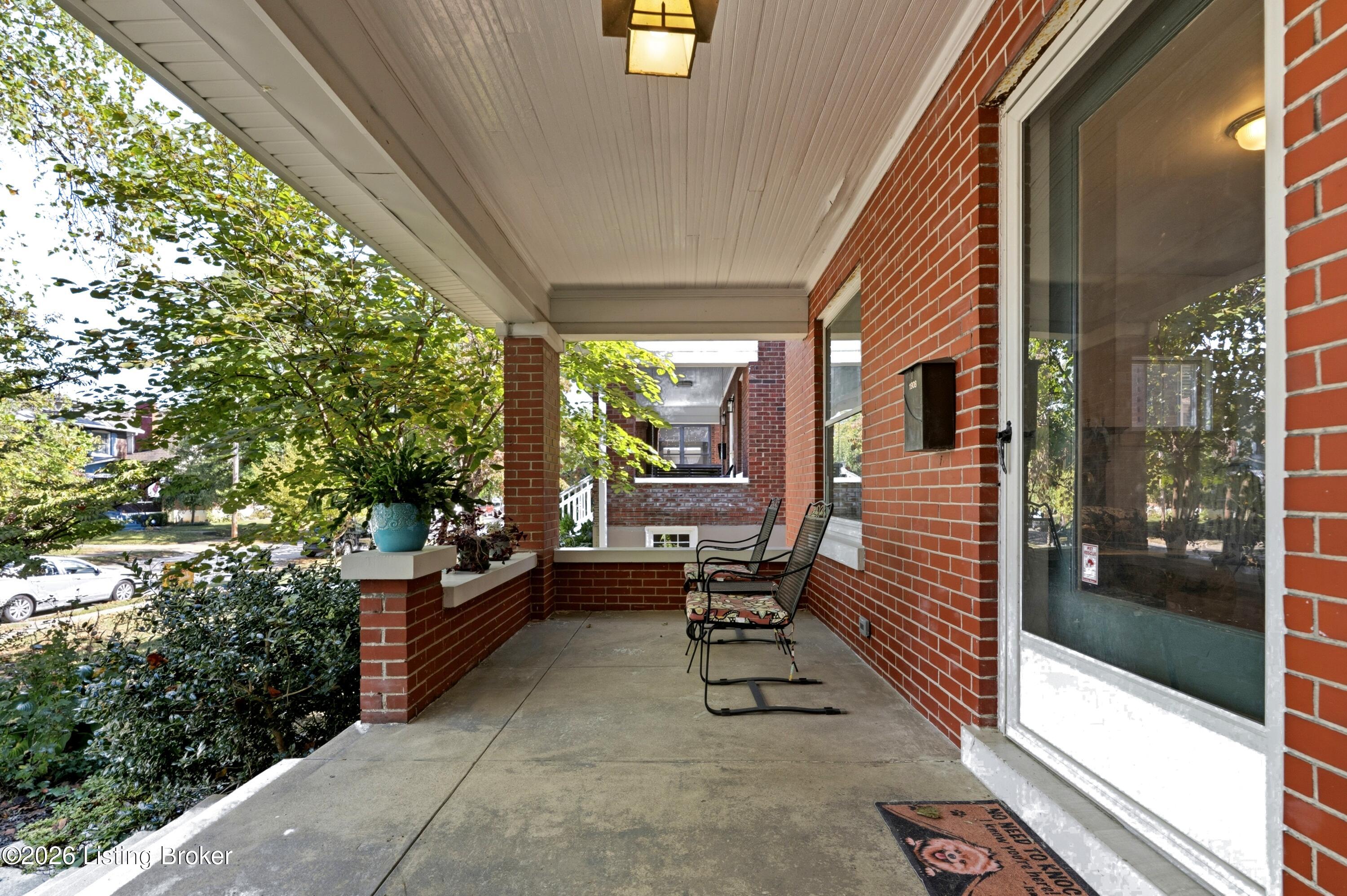 1908 Alfresco Pl Property Photo 5