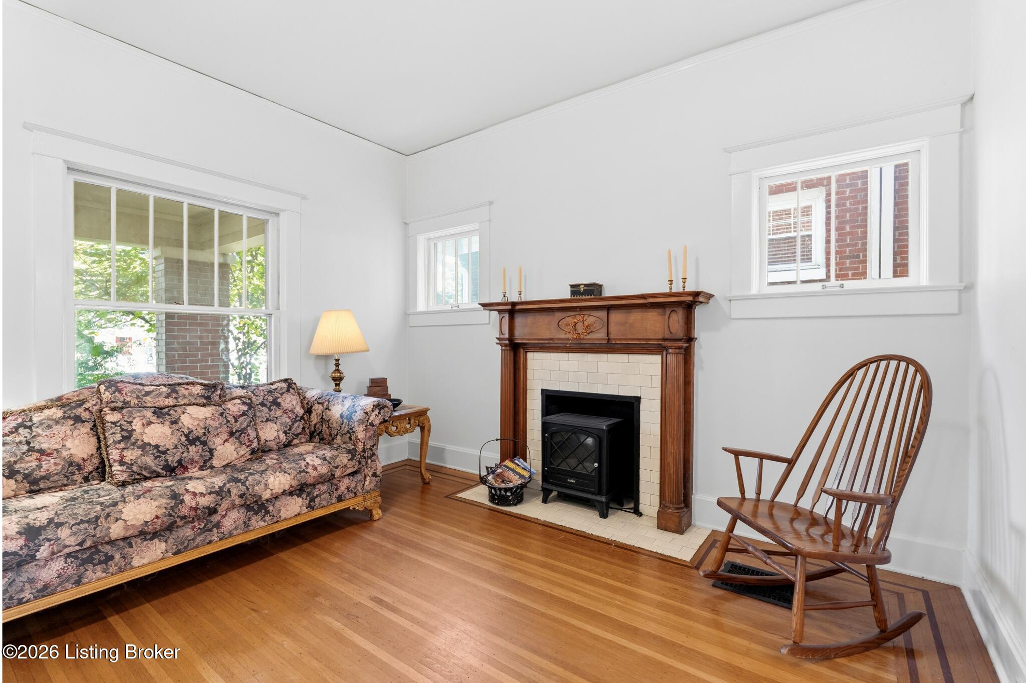 1908 Alfresco Pl Property Photo 8
