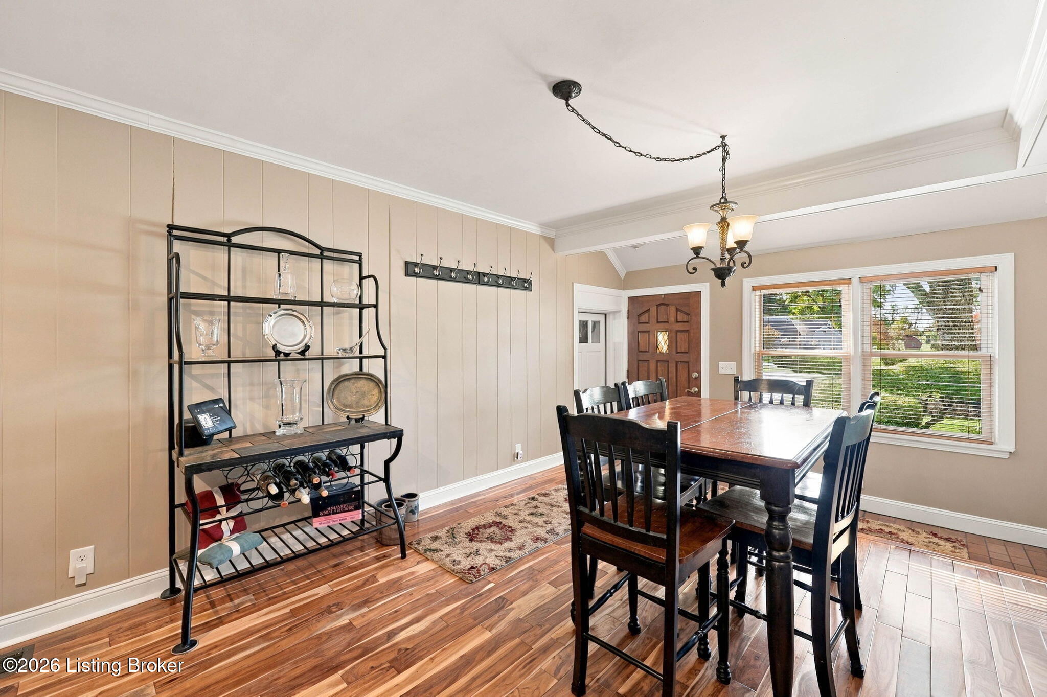 8035 Watterson Trail Property Photo 15