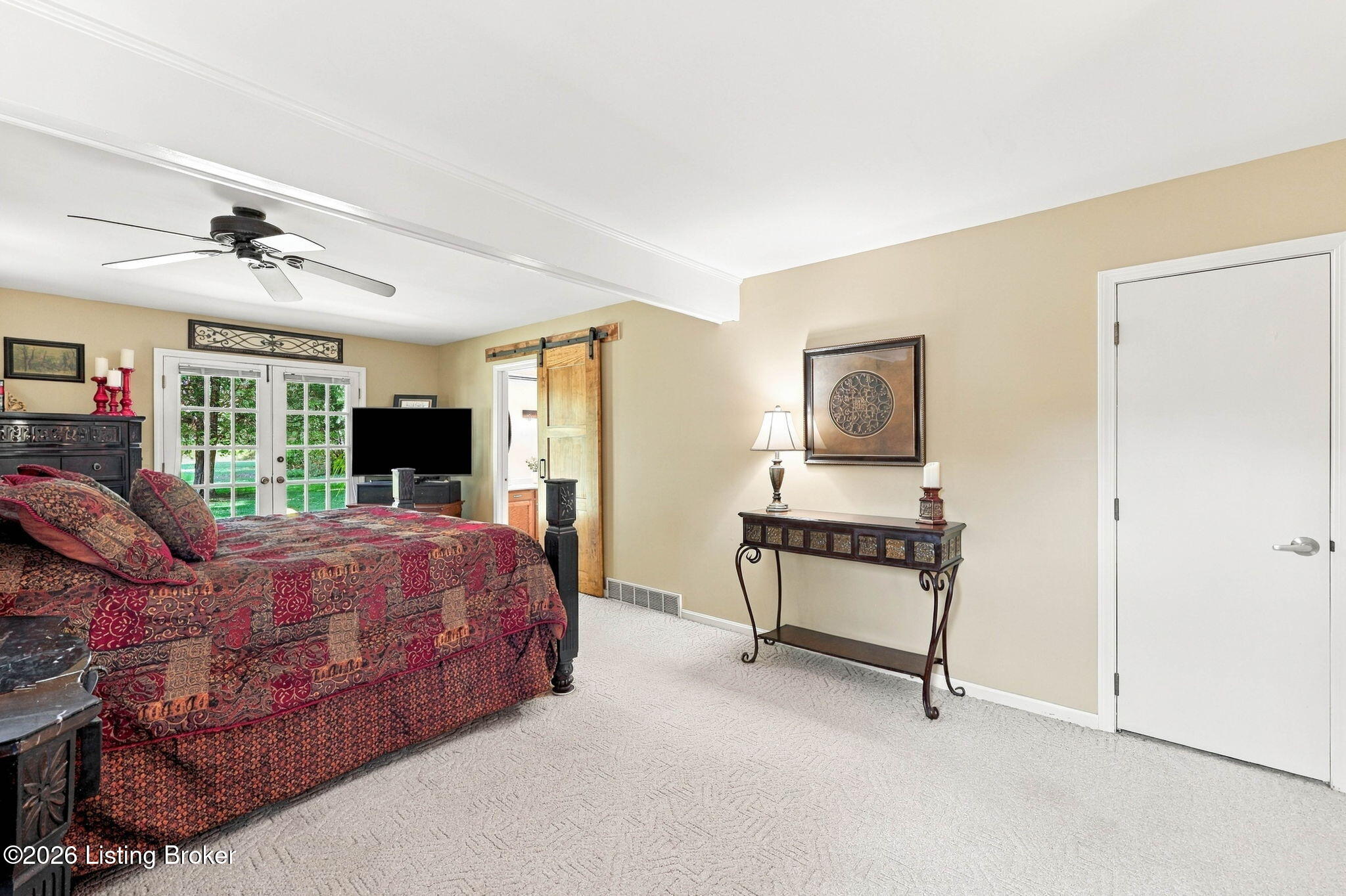 8035 Watterson Trail Property Photo 39