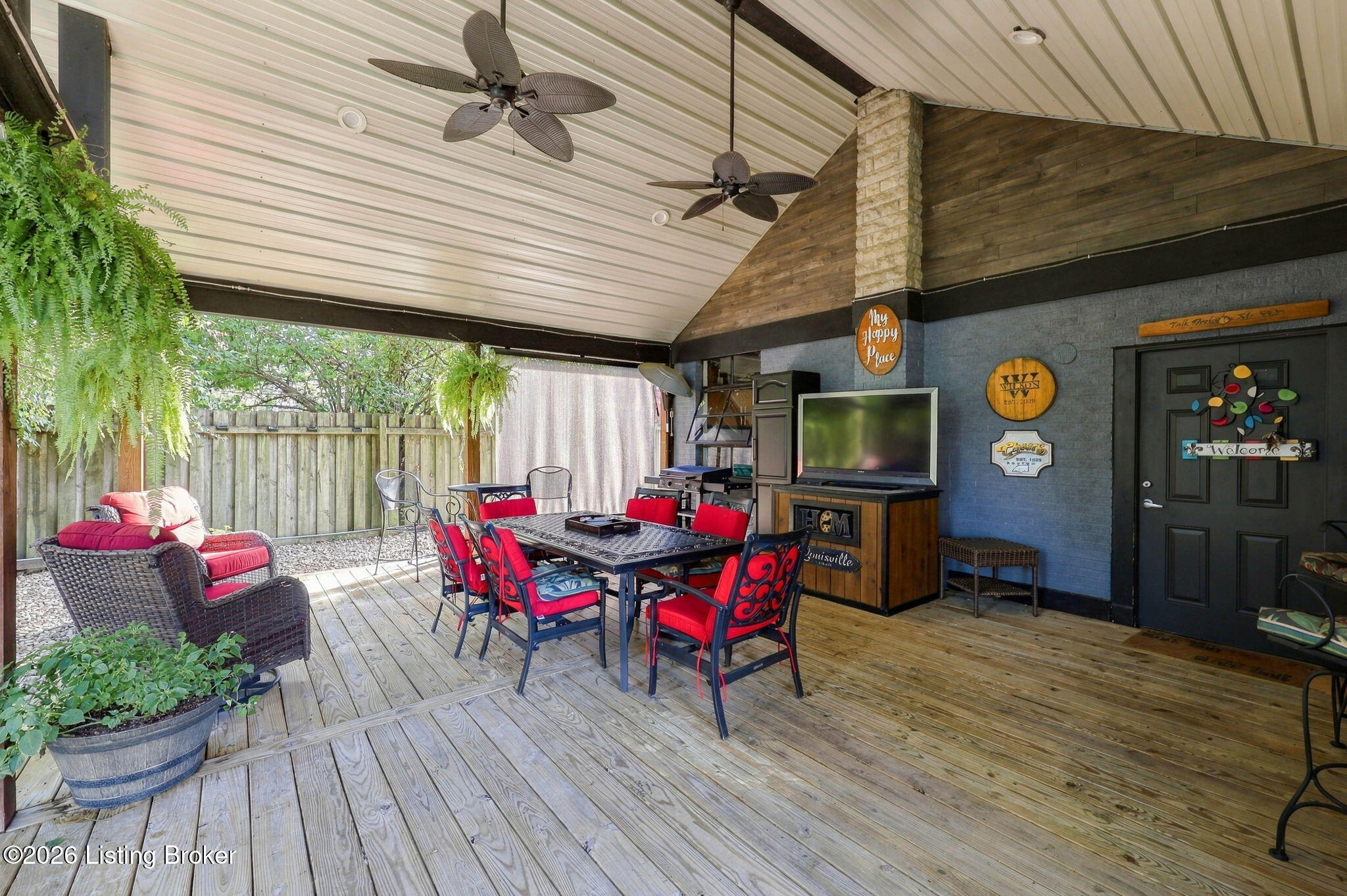 8035 Watterson Trail Property Photo 54