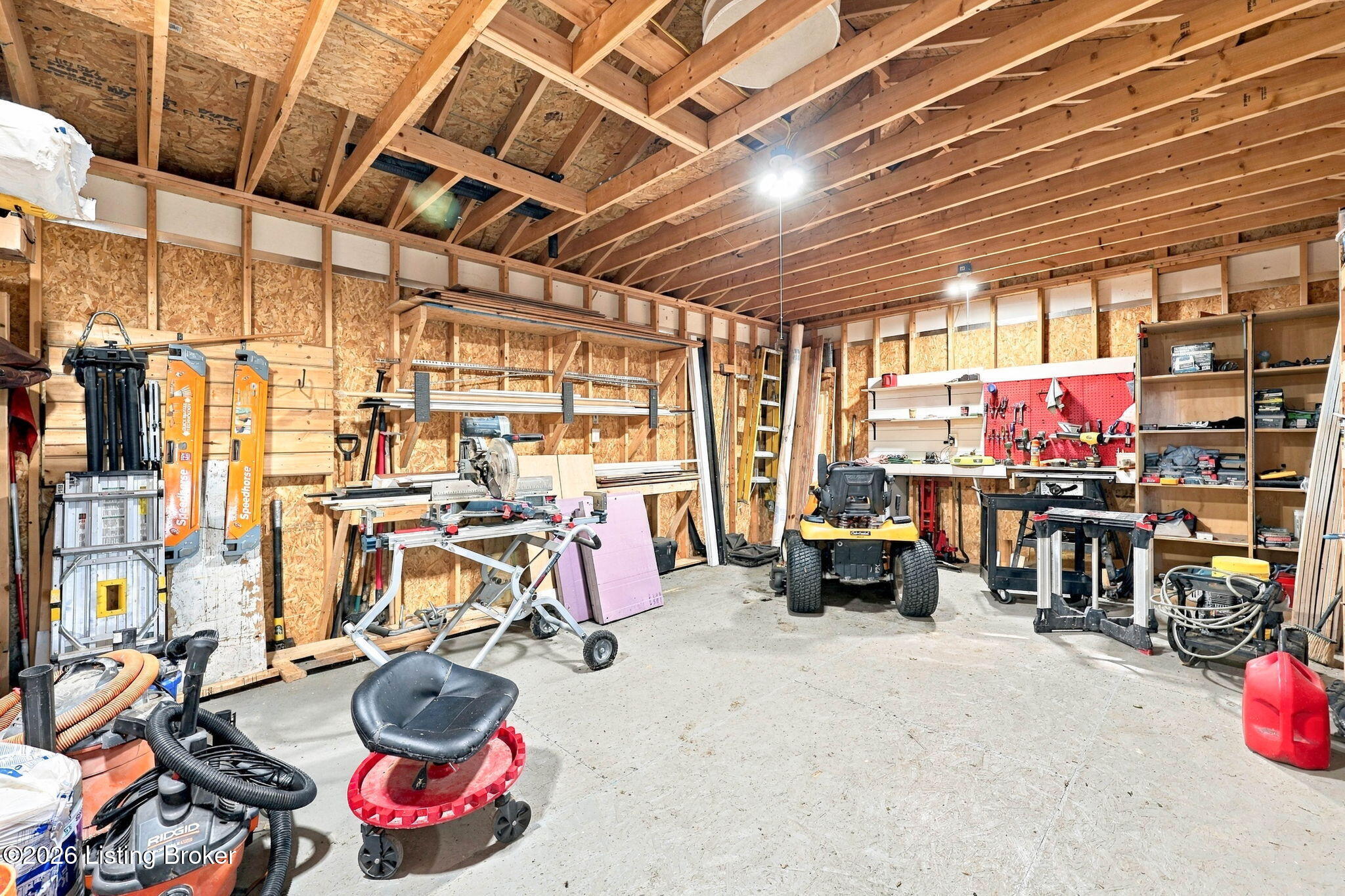 8035 Watterson Trail Property Photo 56