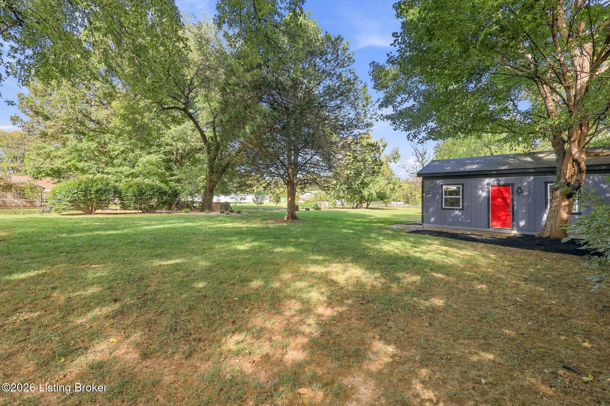 8035 Watterson Trail Property Photo 61