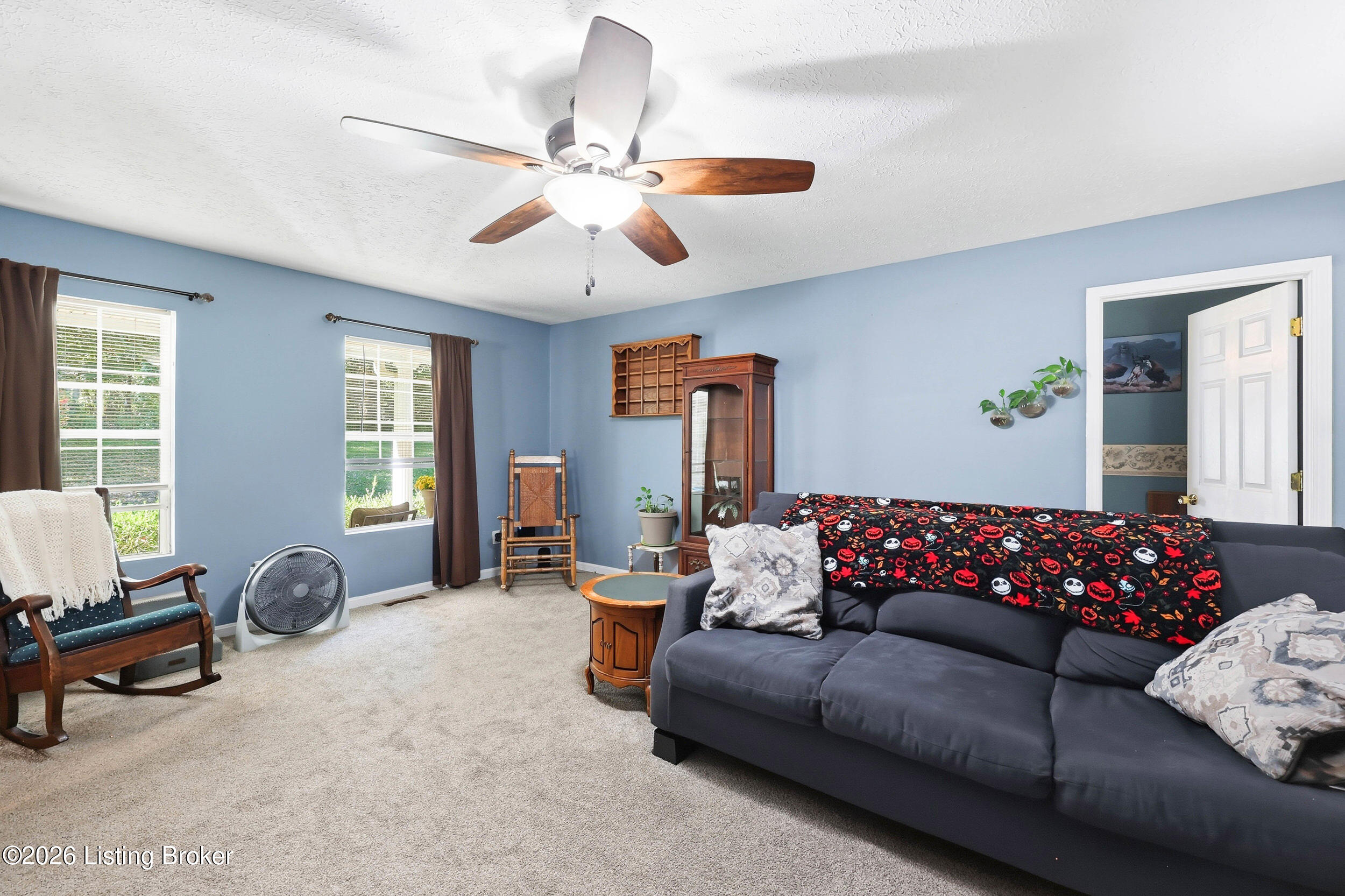 116 Wicker Ln Property Photo 5