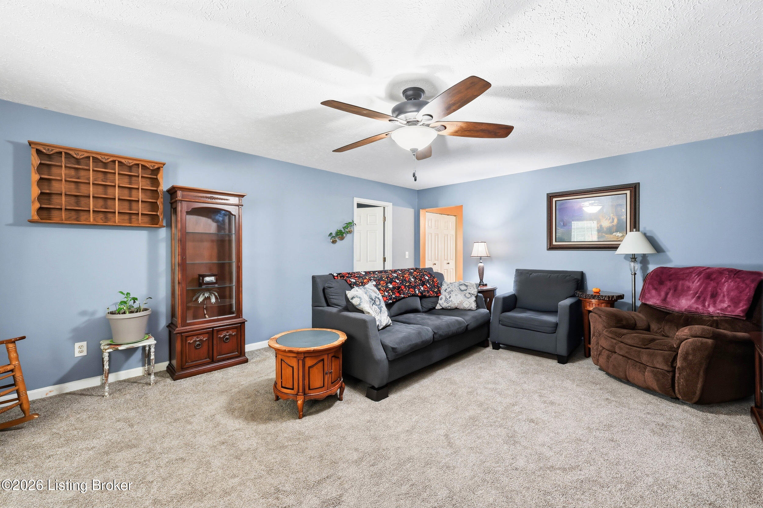 116 Wicker Ln Property Photo 8