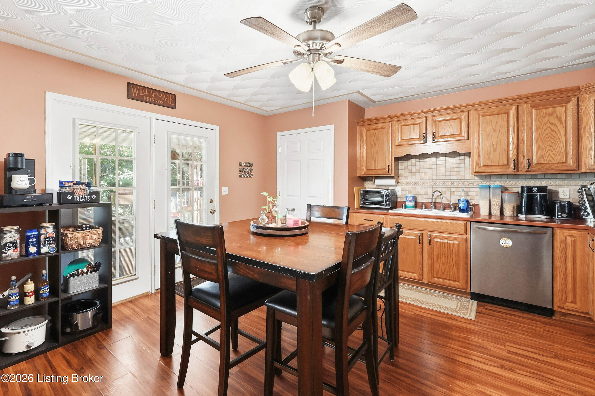 116 Wicker Ln Property Photo 12