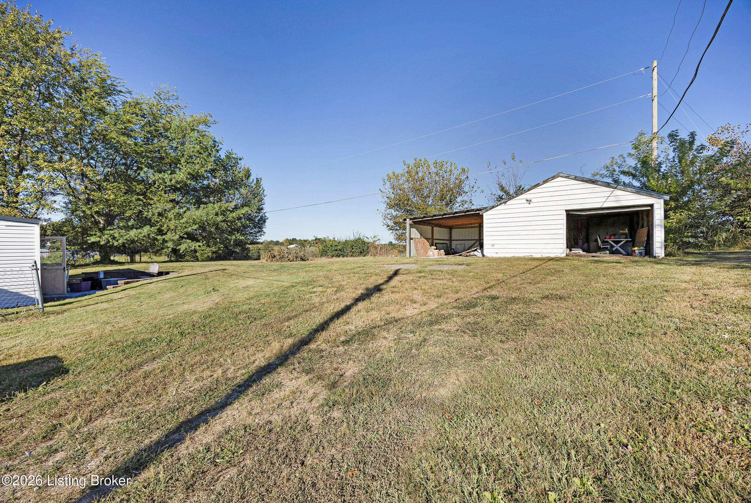 2665 Plum Run Rd Property Photo 9