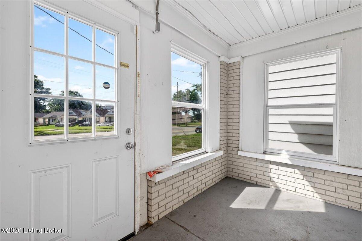 3002 Taylor Blvd Property Photo 4