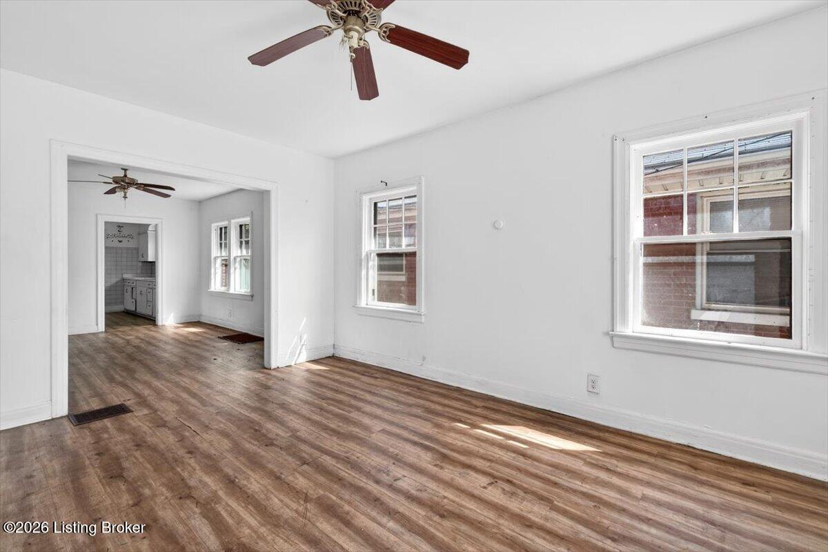 3002 Taylor Blvd Property Photo 8
