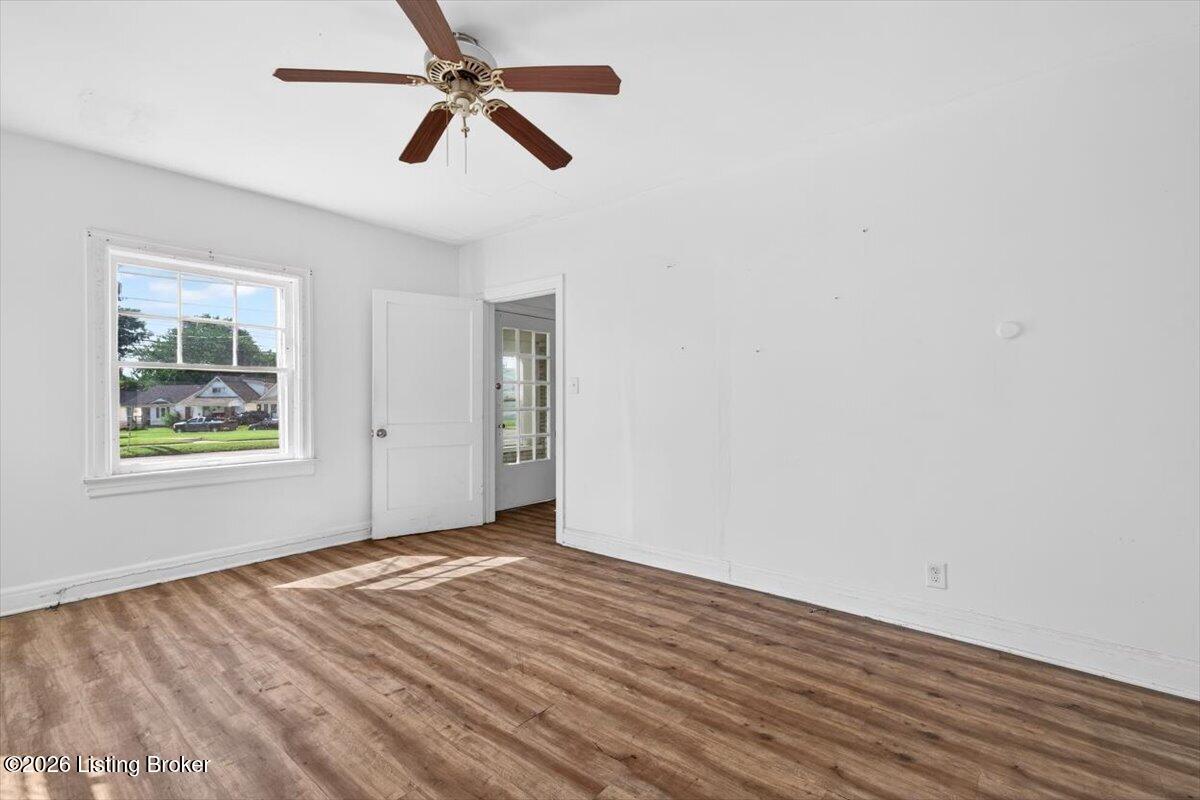 3002 Taylor Blvd Property Photo 9