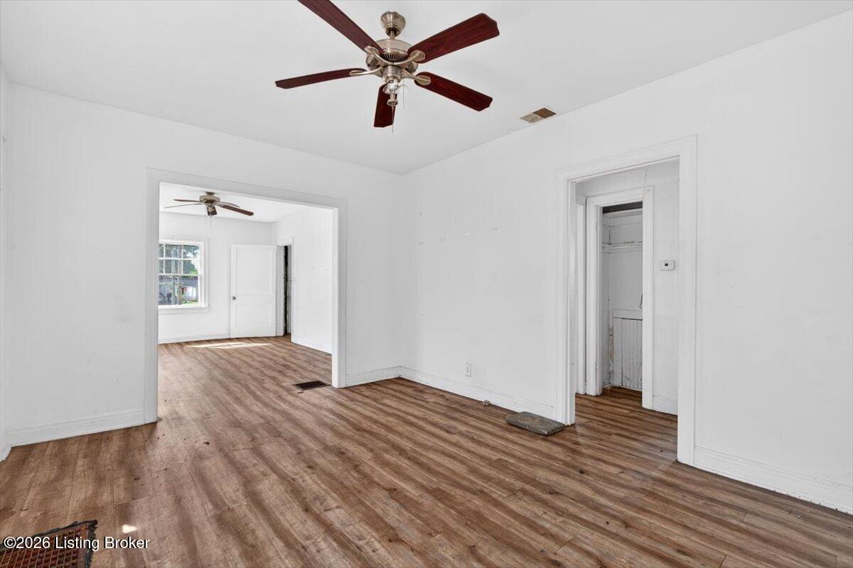 3002 Taylor Blvd Property Photo 11