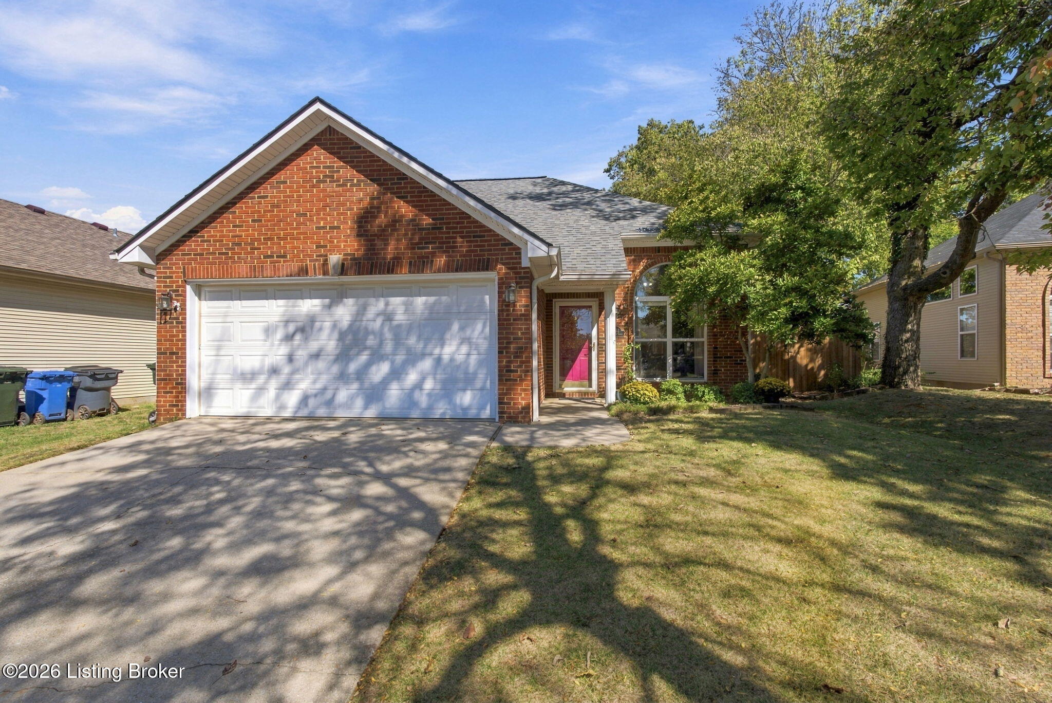 2737 Jacquelyn Ln Property Photo 3