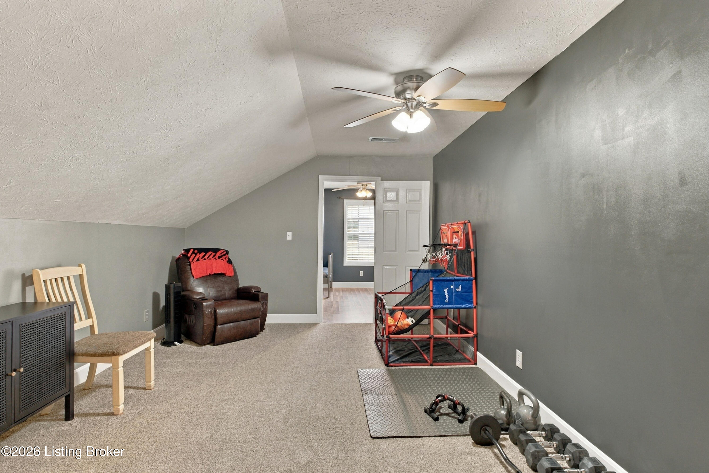 4025 Heron Dr Property Photo 30