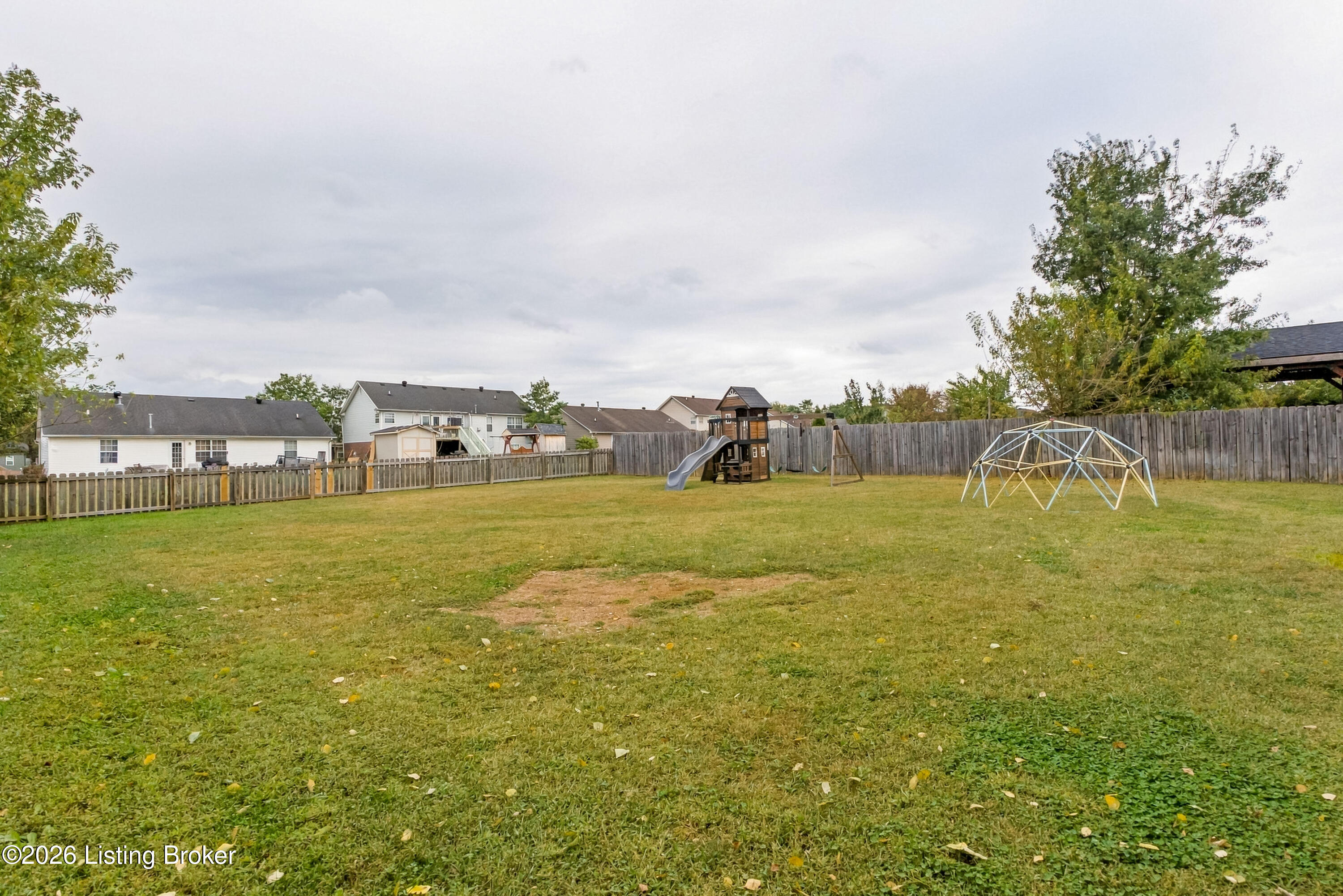 4025 Heron Dr Property Photo 41