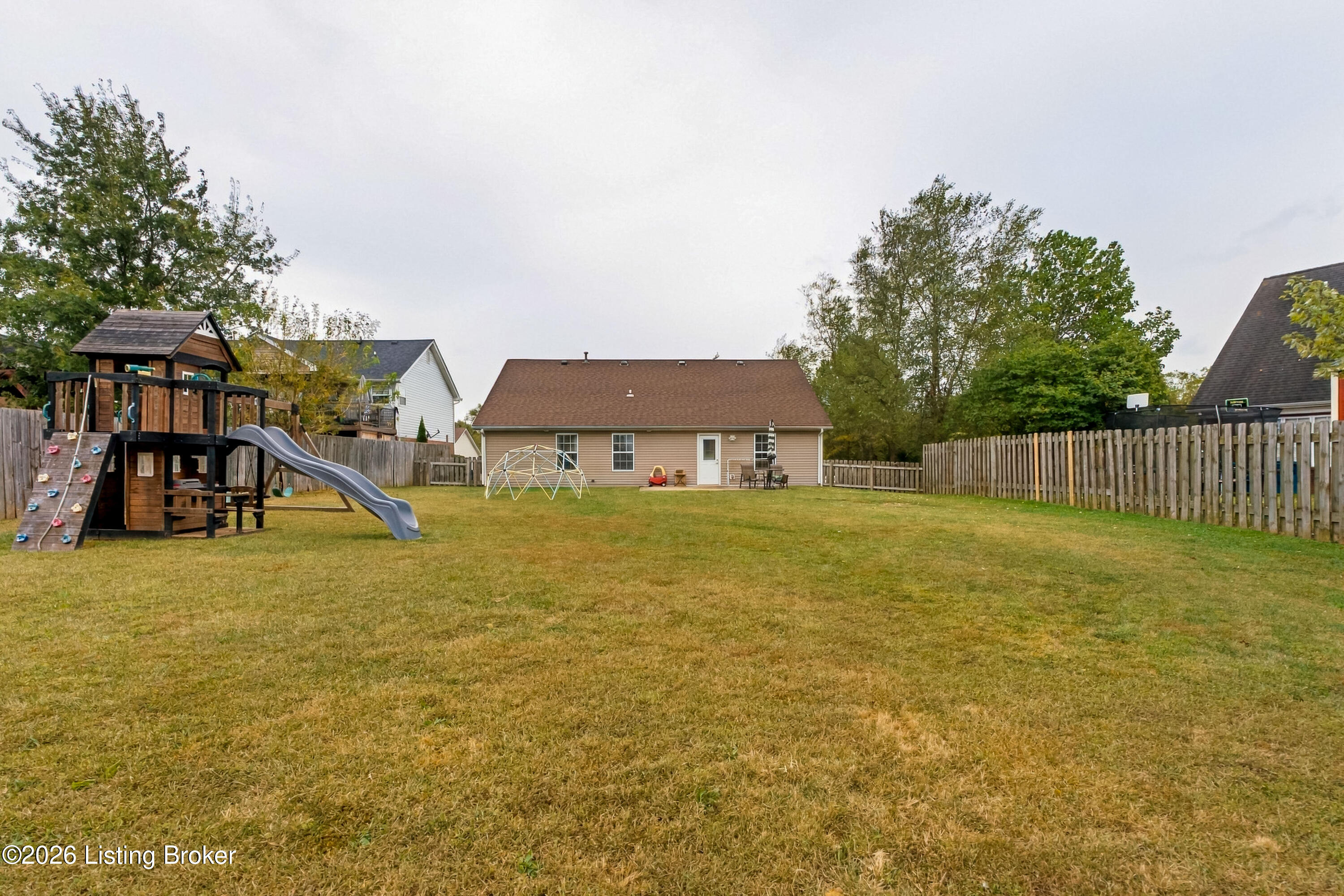 4025 Heron Dr Property Photo 43