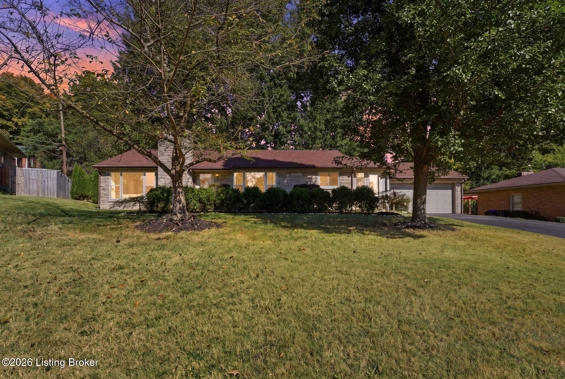 5340 Southdale Rd Property Photo 2