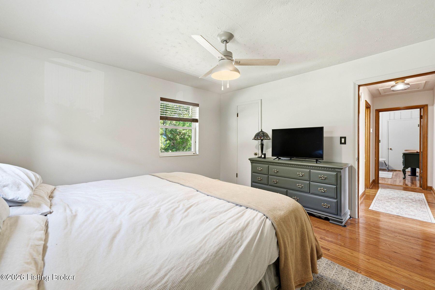 5340 Southdale Rd Property Photo 22