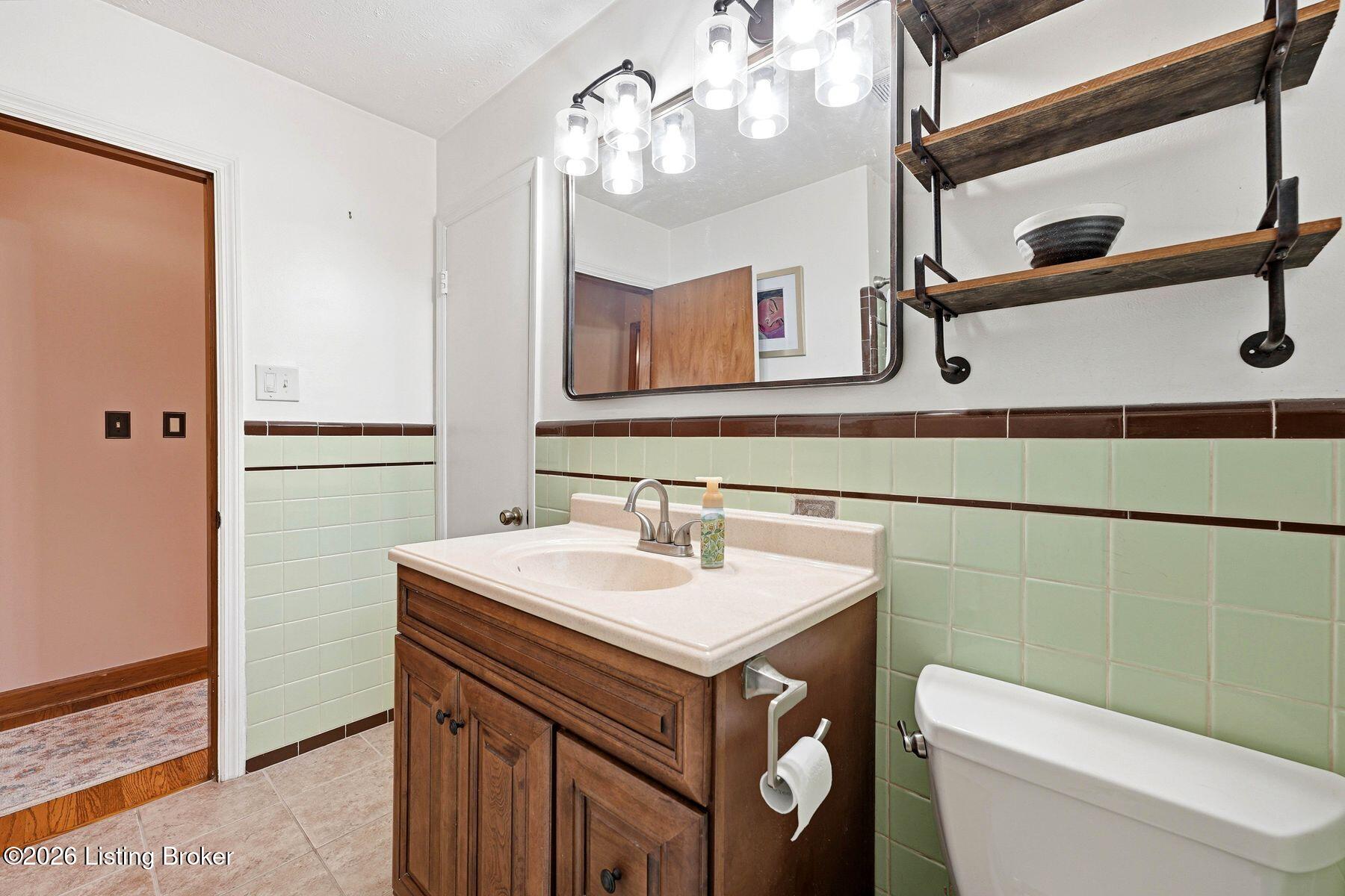 5340 Southdale Rd Property Photo 30