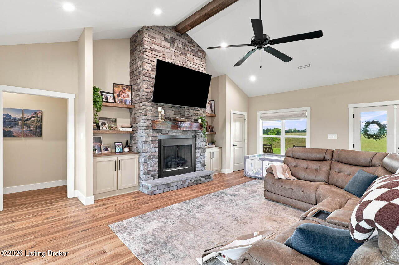 1011 Beantown Rd Property Photo 10