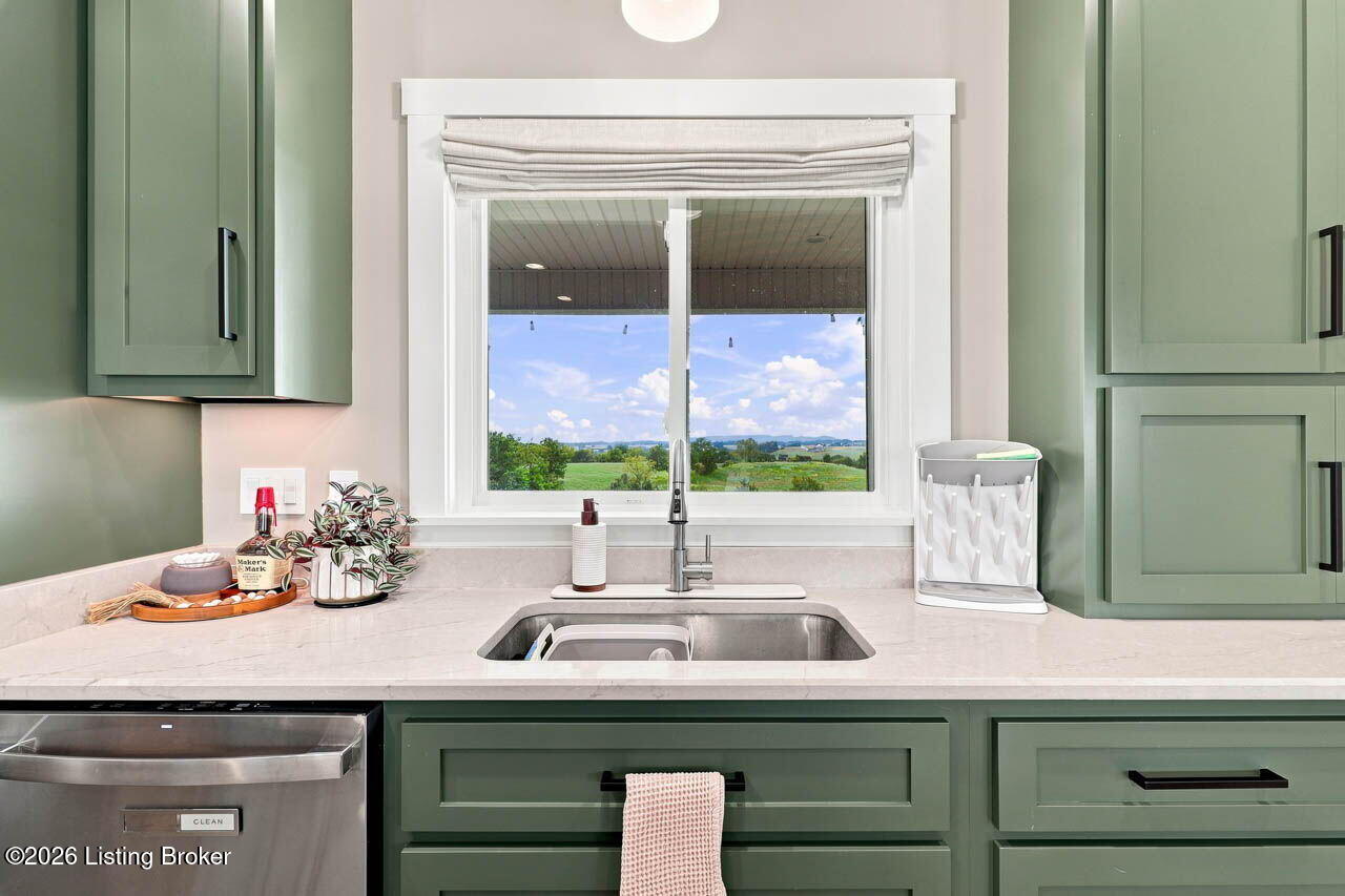 1011 Beantown Rd Property Photo 20