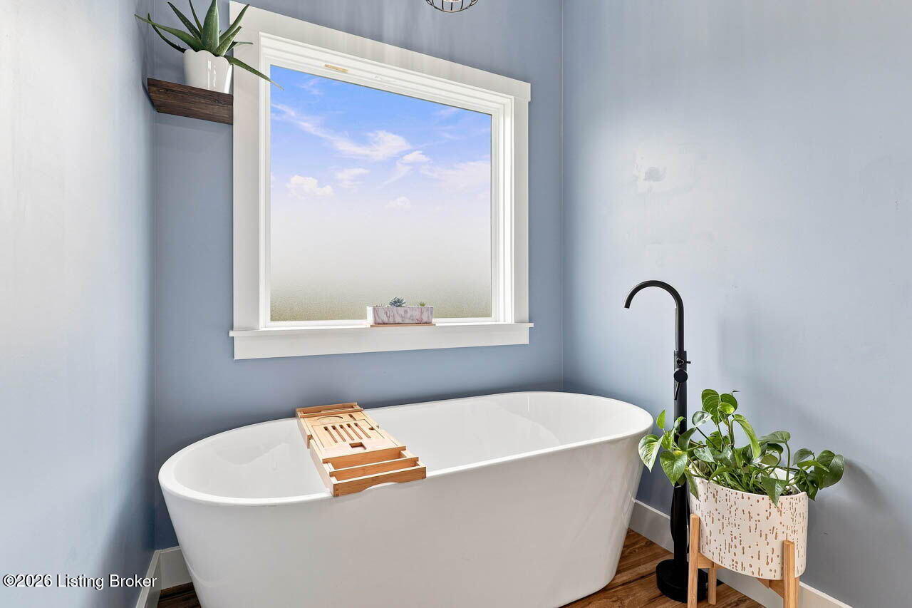 1011 Beantown Rd Property Photo 34