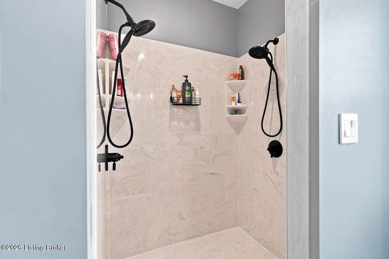 1011 Beantown Rd Property Photo 35