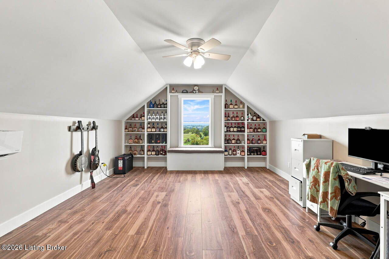 1011 Beantown Rd Property Photo 49