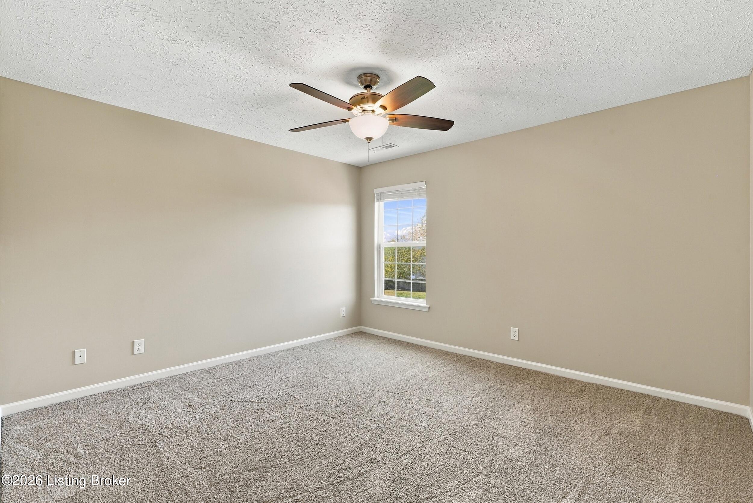 1141 Summit Dr Property Photo 20