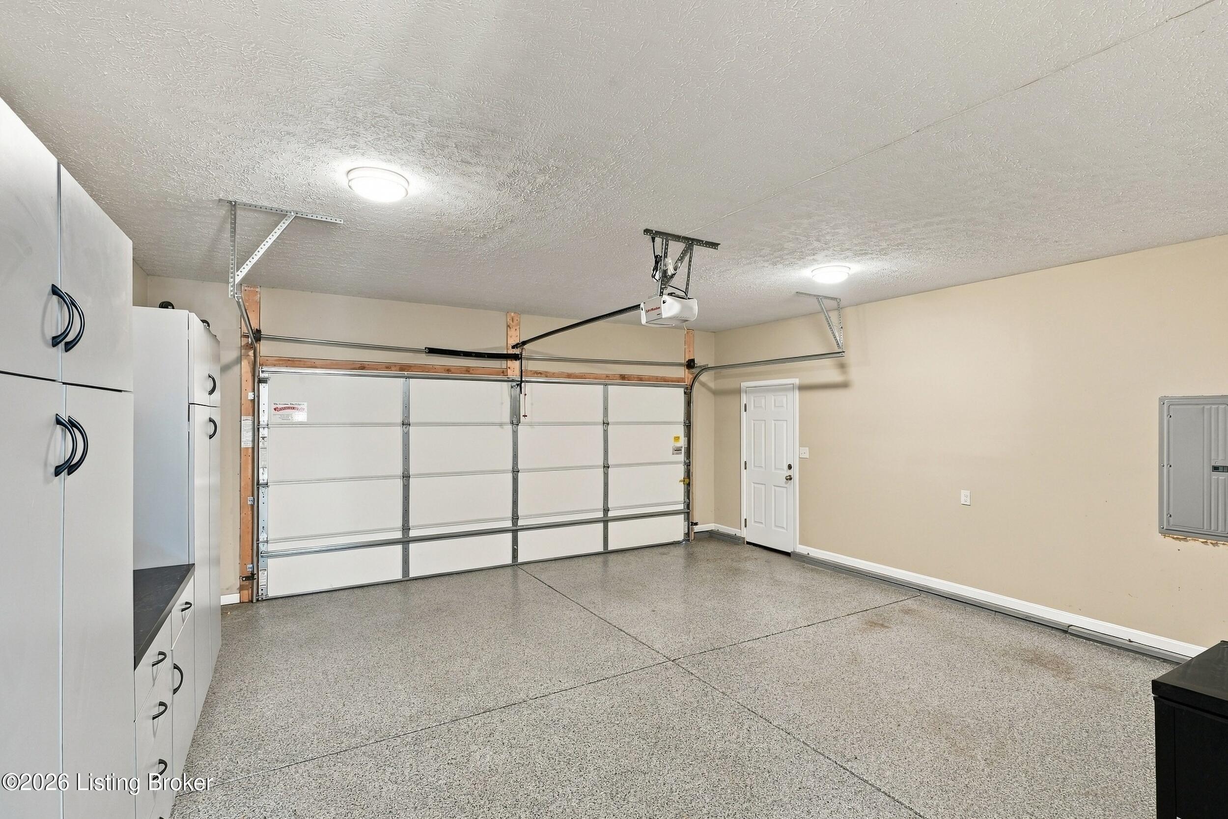 1141 Summit Dr Property Photo 41
