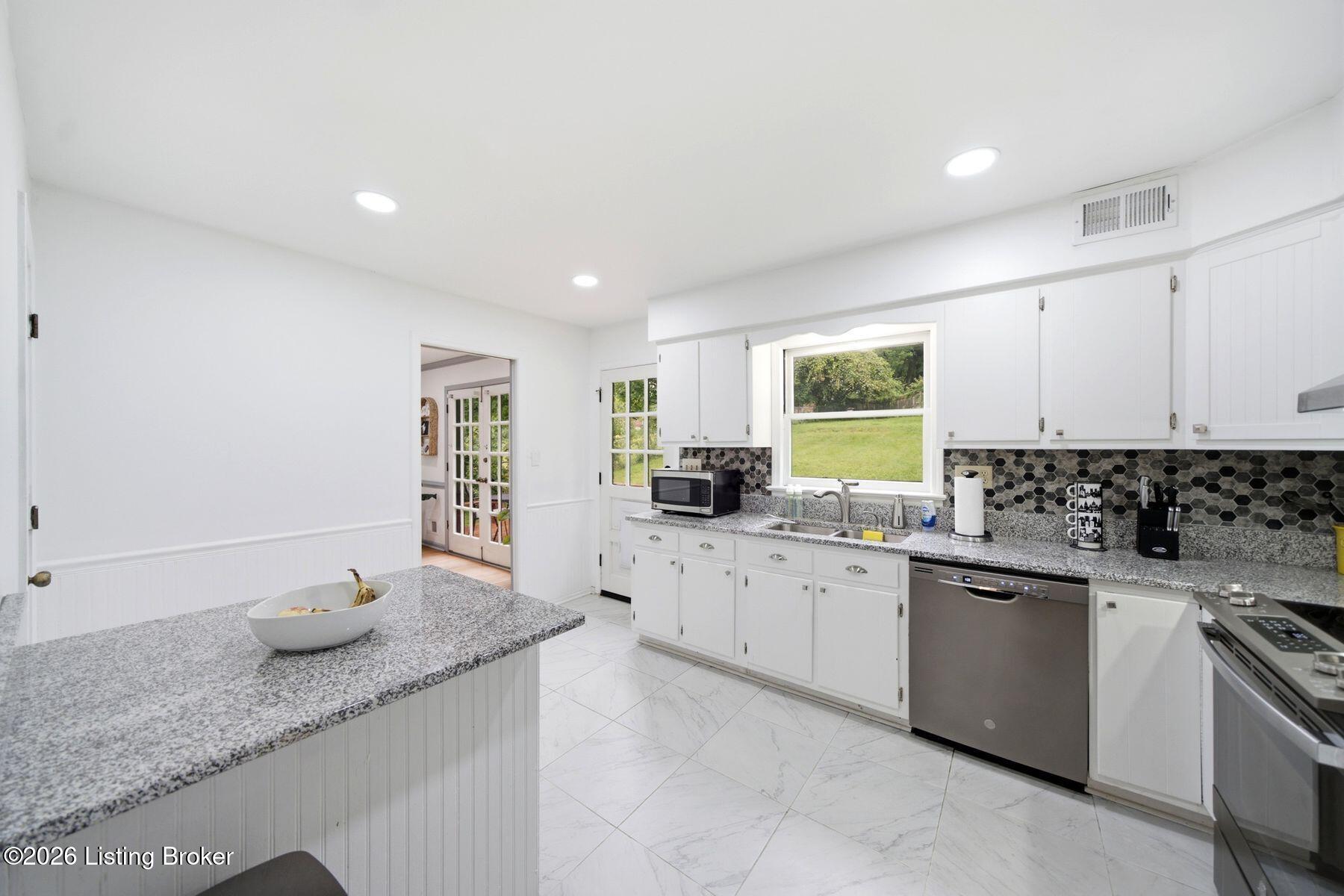 4105 Brentler Rd Property Photo 13