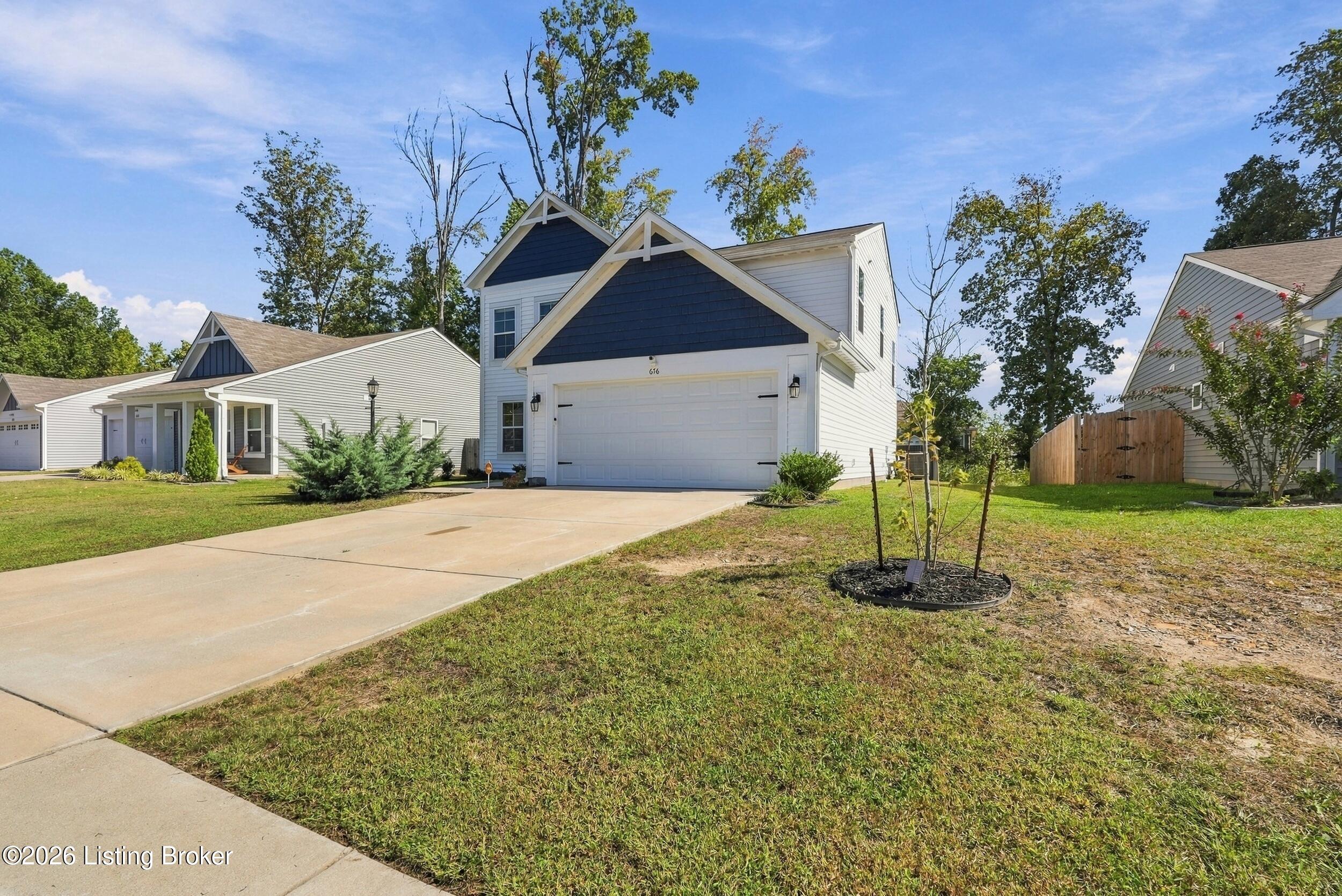 676 Mallard Lake Blvd Property Photo 3