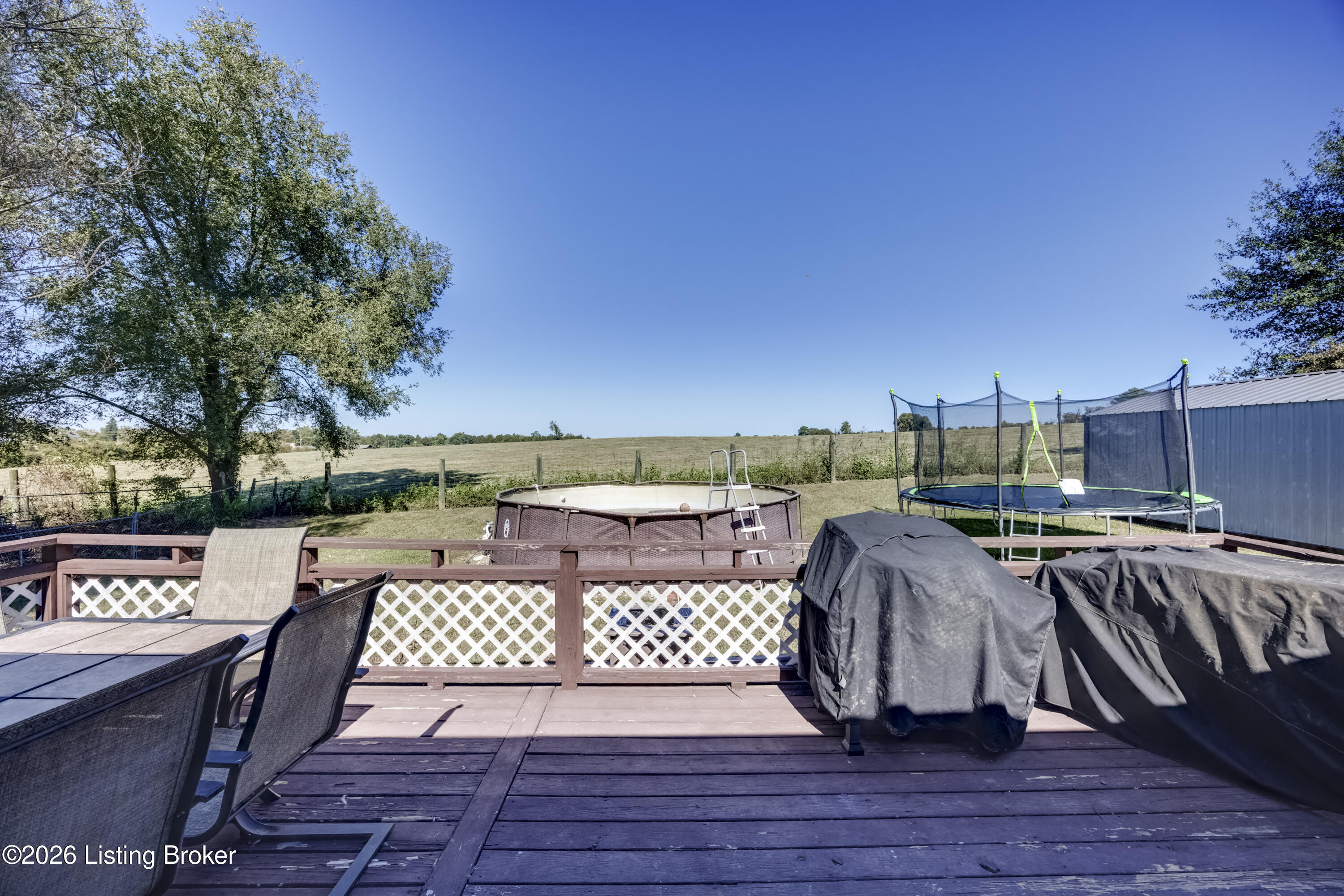 118 Benelli Dr Property Photo 12
