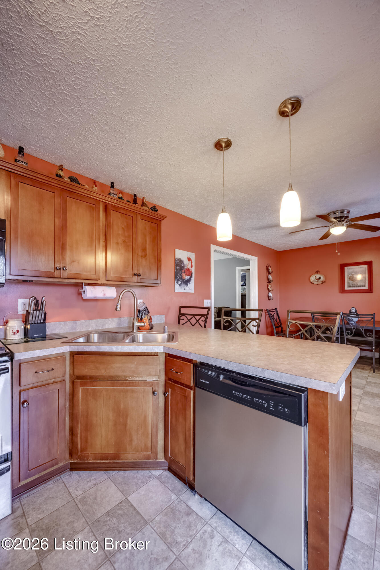 118 Benelli Dr Property Photo 16