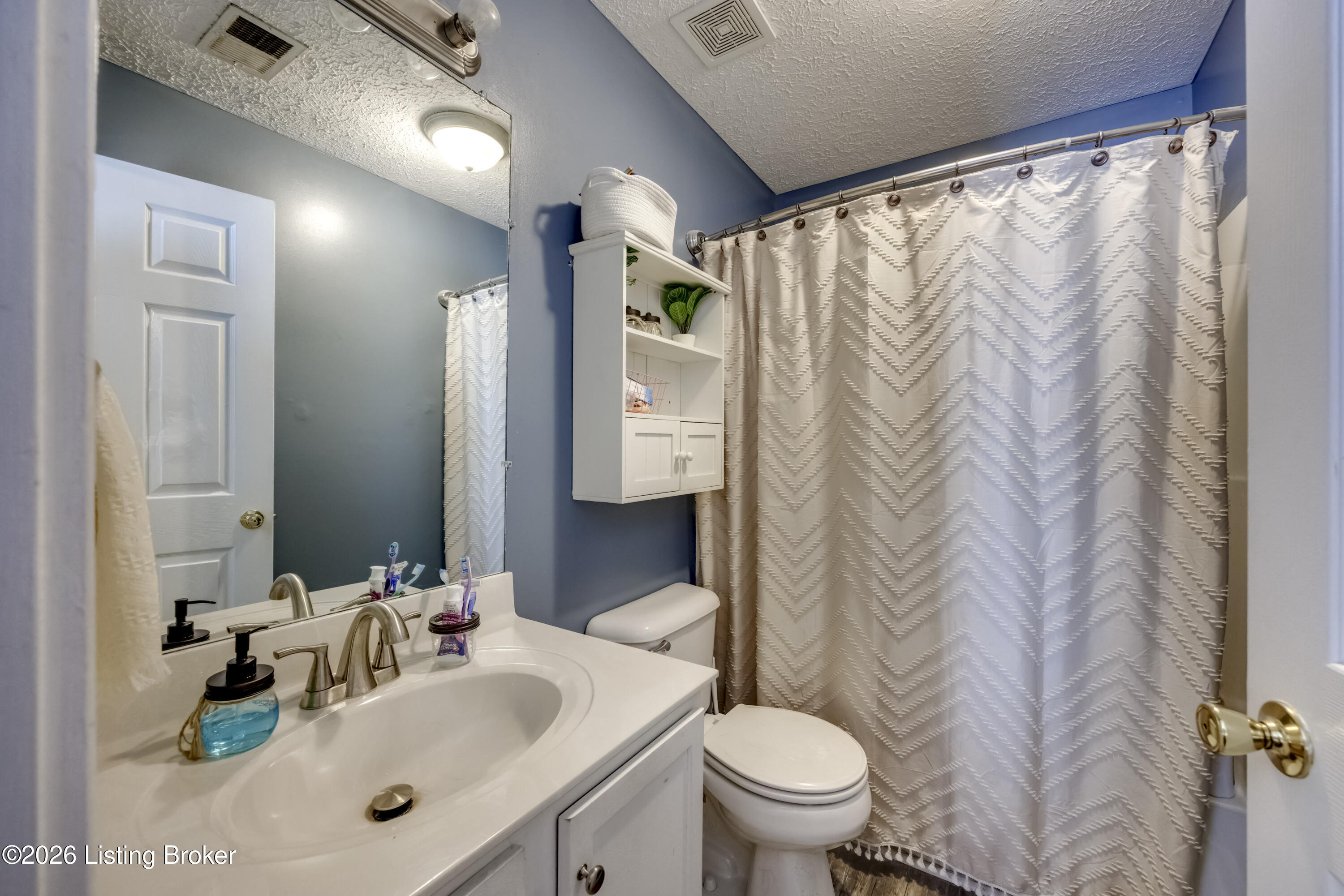 118 Benelli Dr Property Photo 43