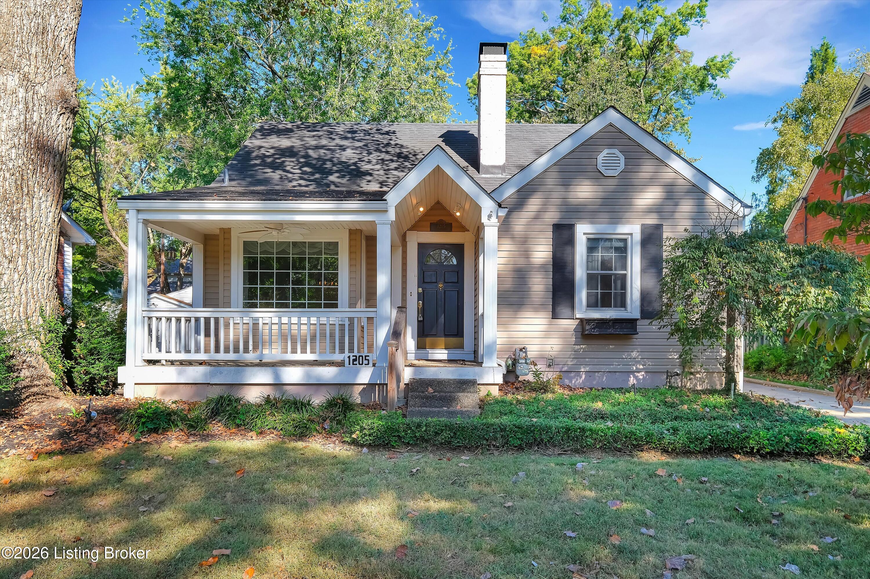1205 Valley Dr