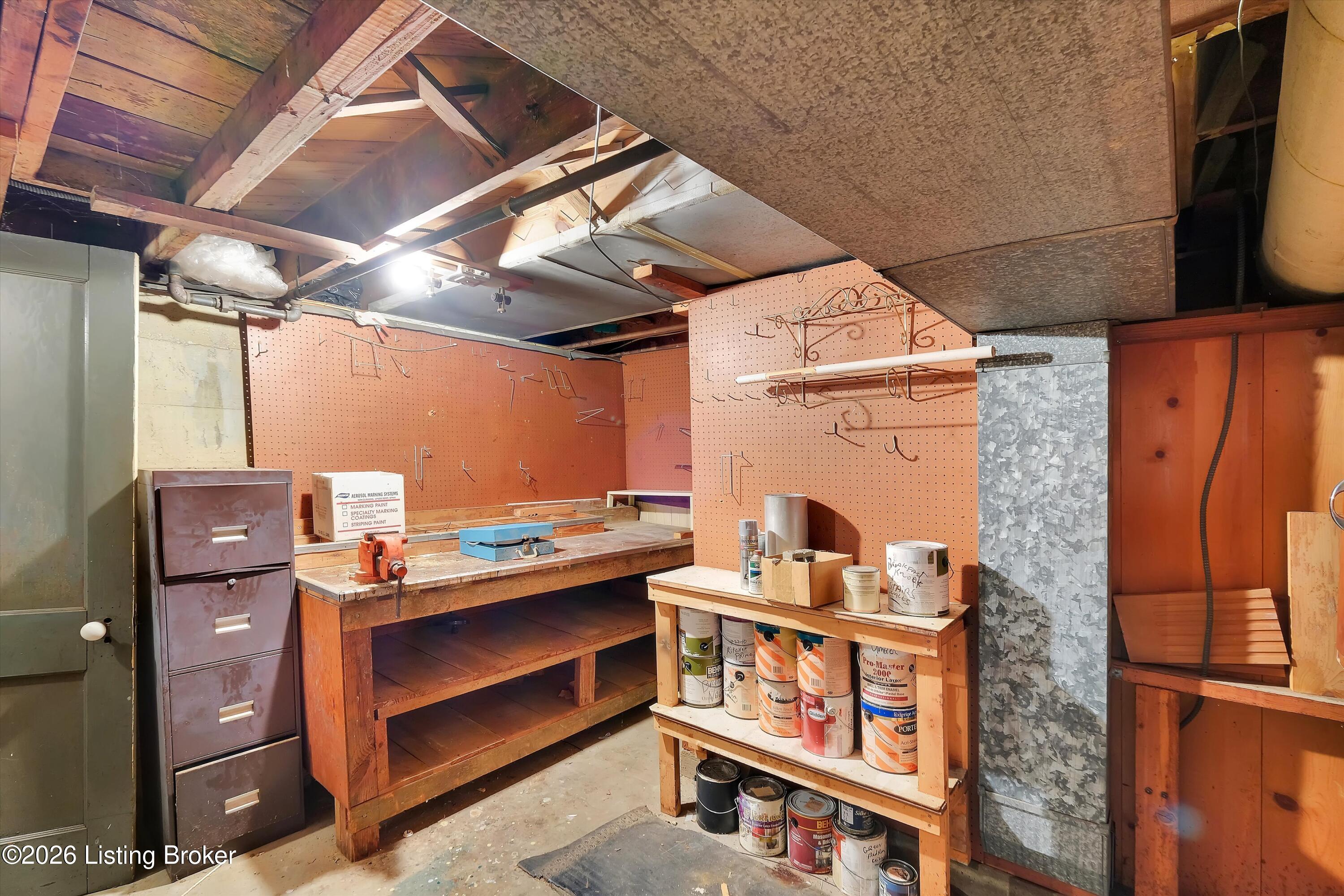 1205 Valley Dr Property Photo 41