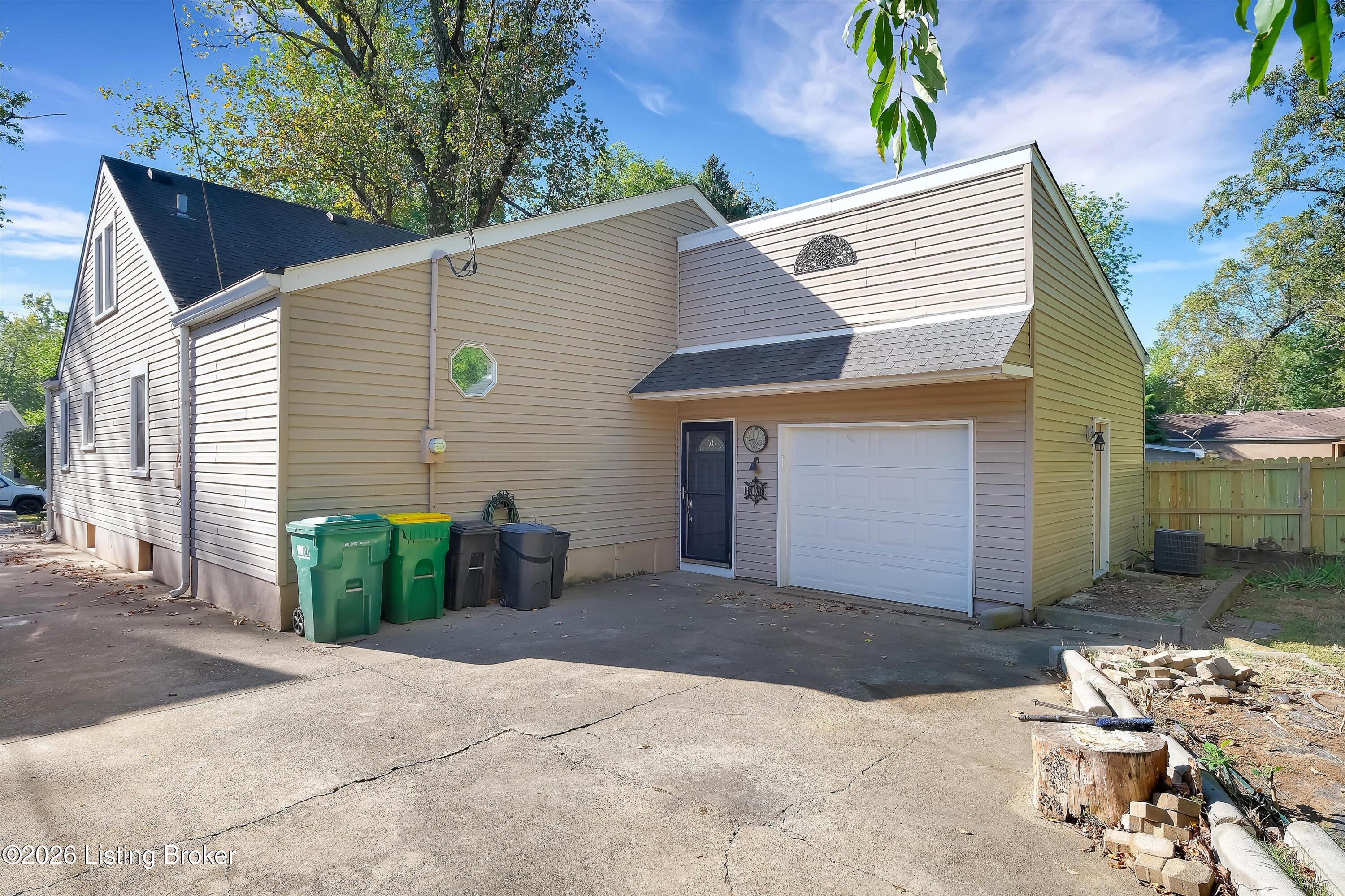 1205 Valley Dr Property Photo 43