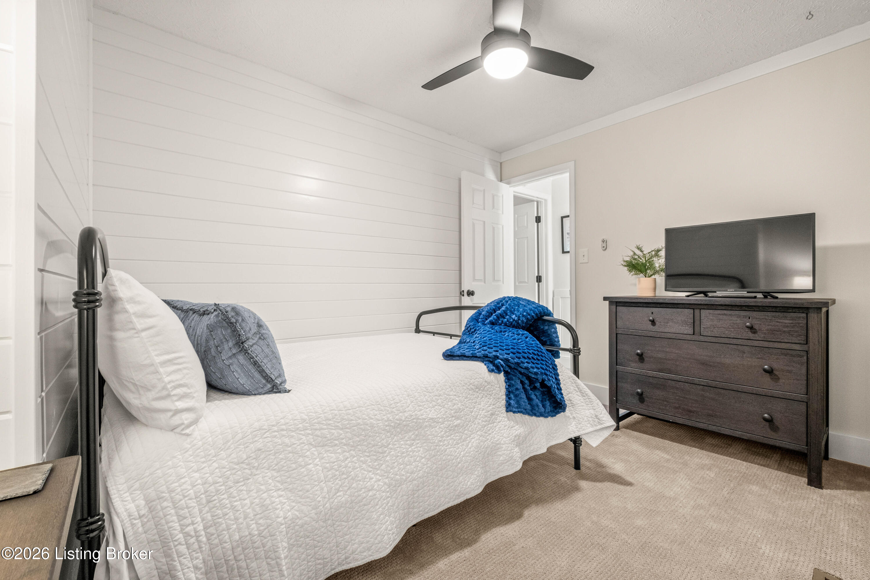 1032 Logan St Property Photo 24
