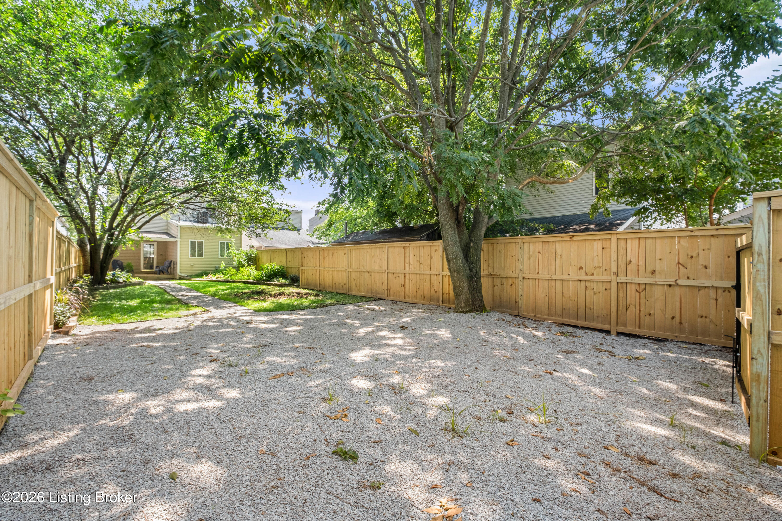 1032 Logan St Property Photo 33