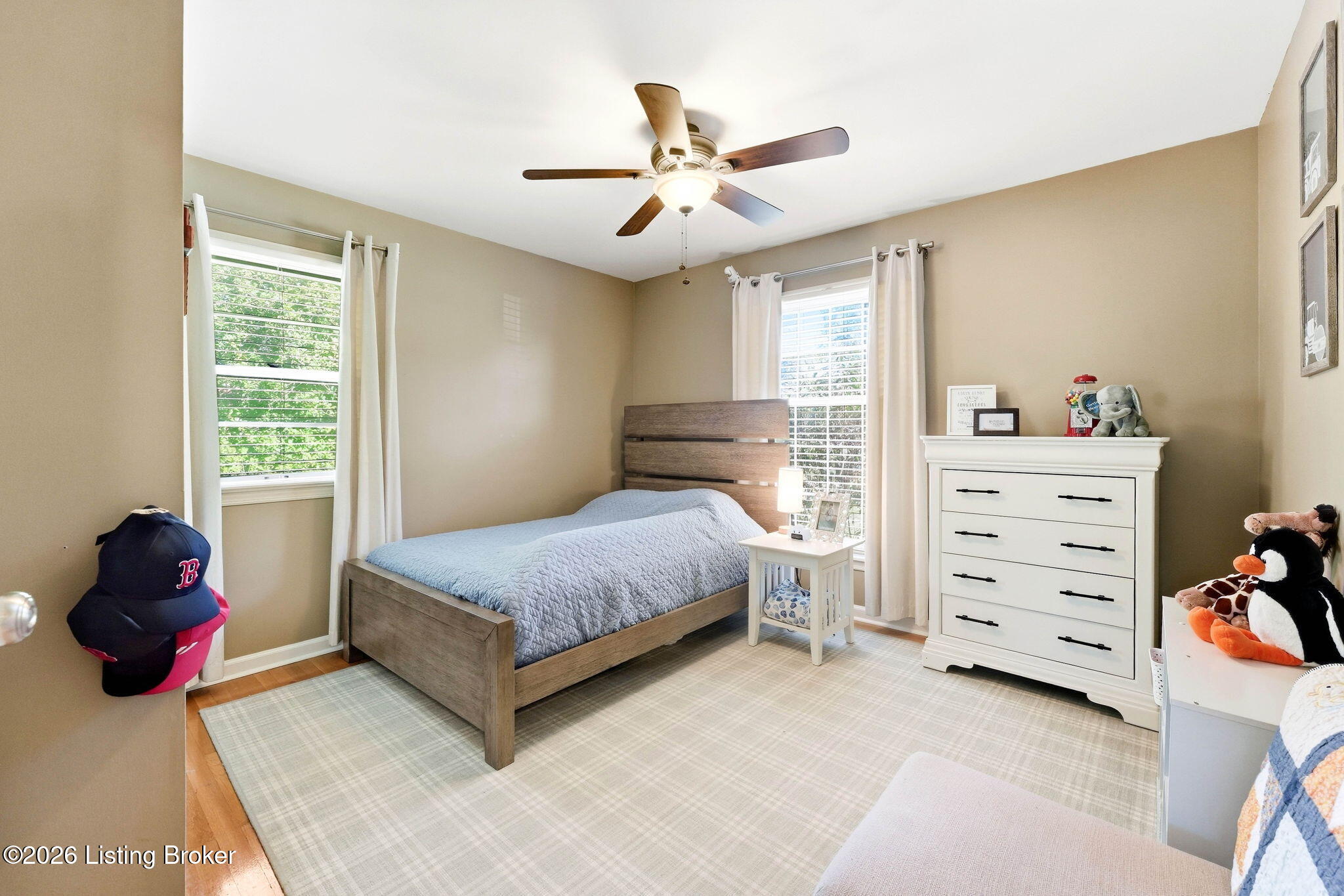 316 Castleview Dr Property Photo 6