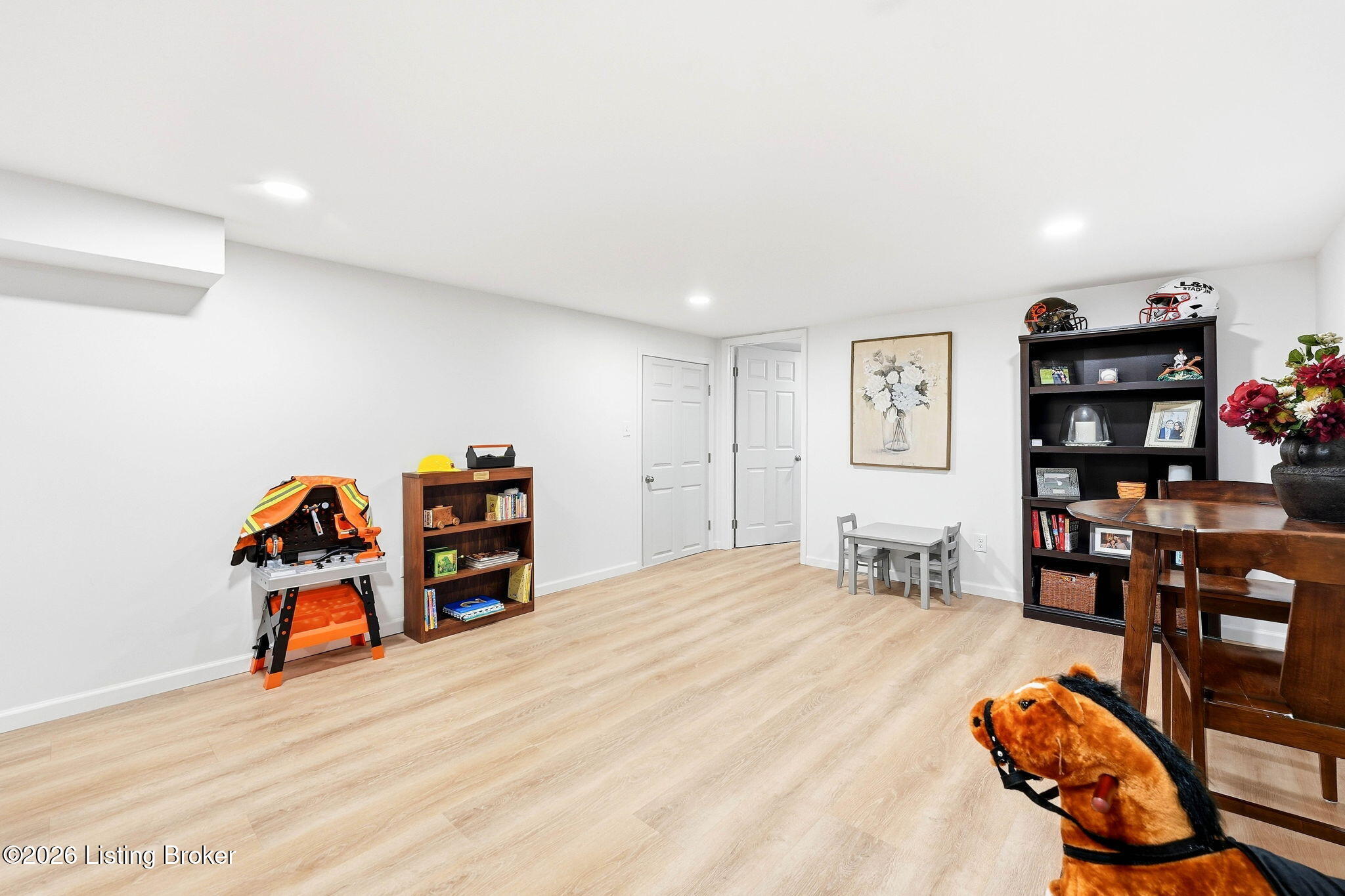 316 Castleview Dr Property Photo 45