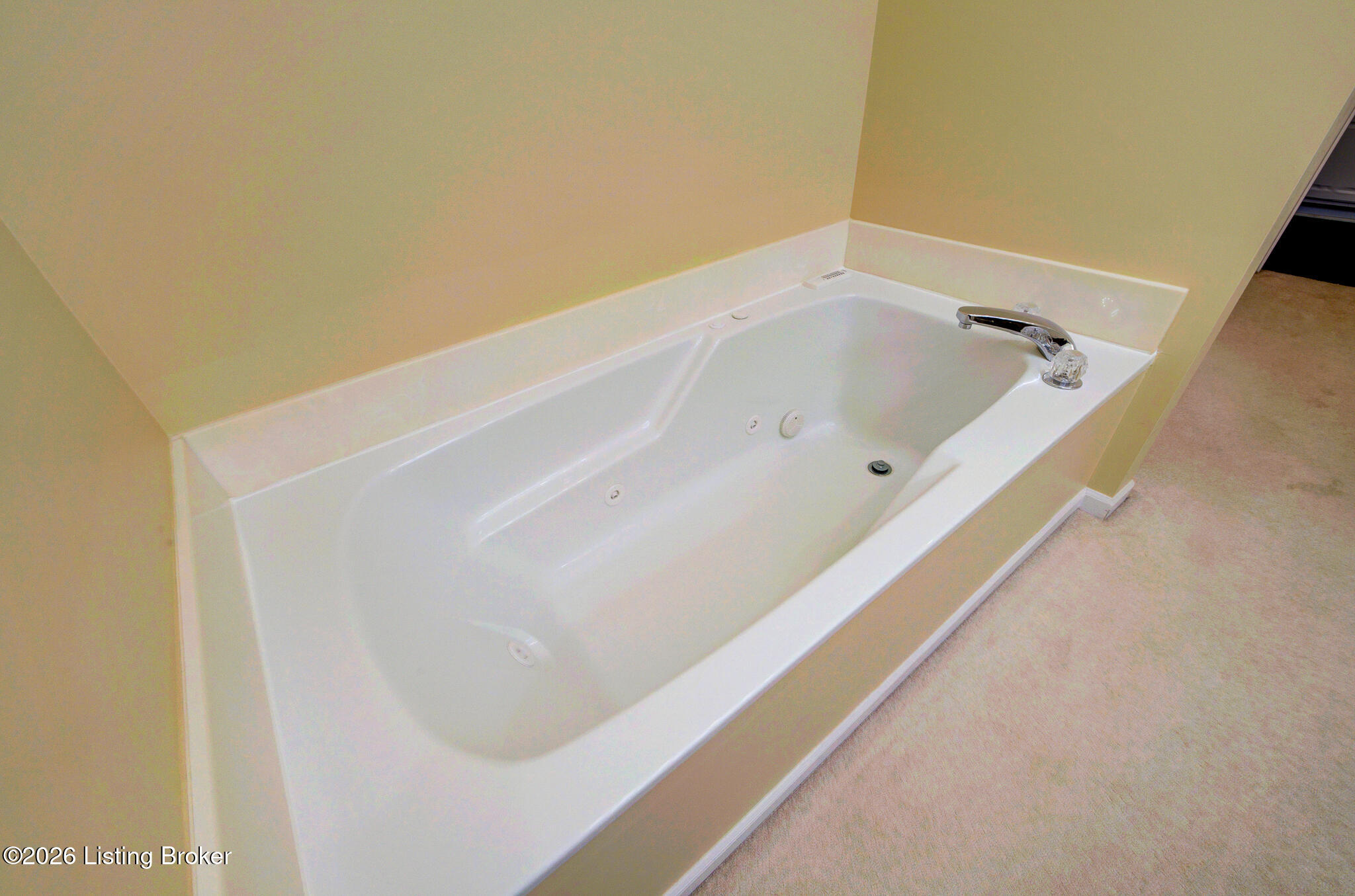 9806 Newquay Cir Property Photo 13