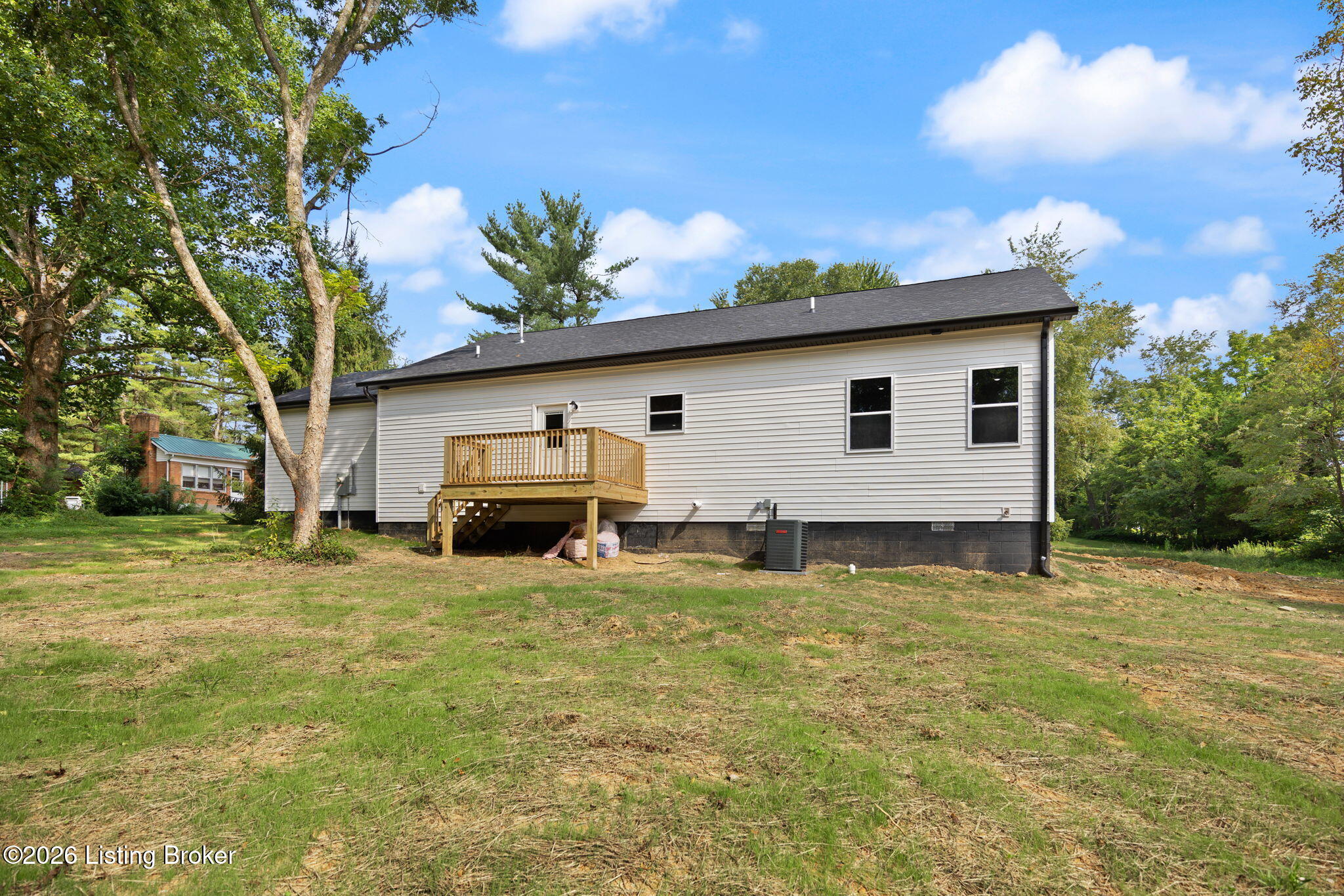 412 Wilmoth St Property Photo 4