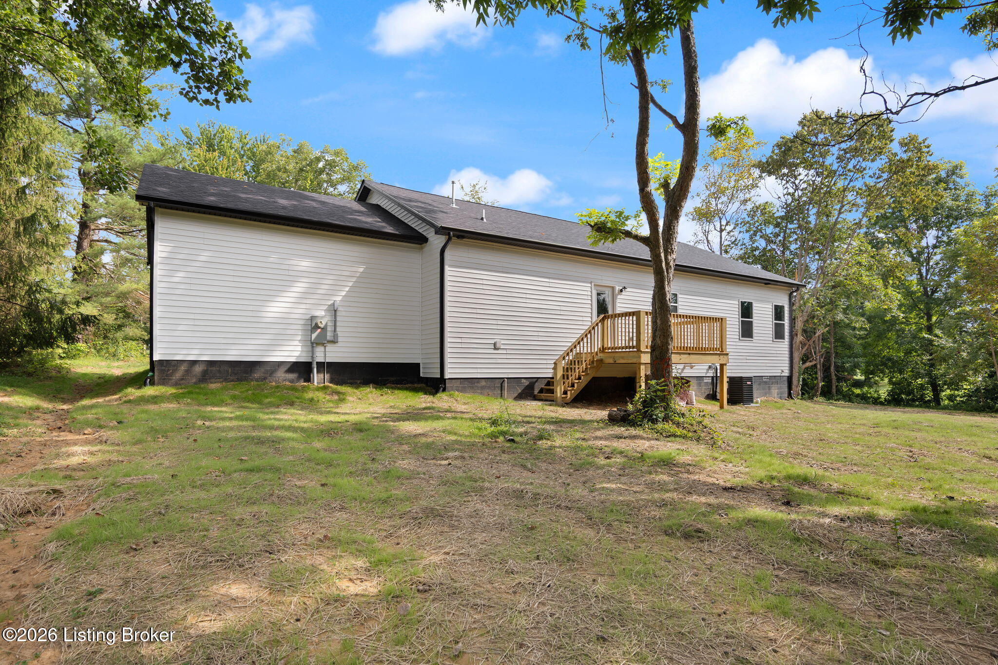 412 Wilmoth St Property Photo 5