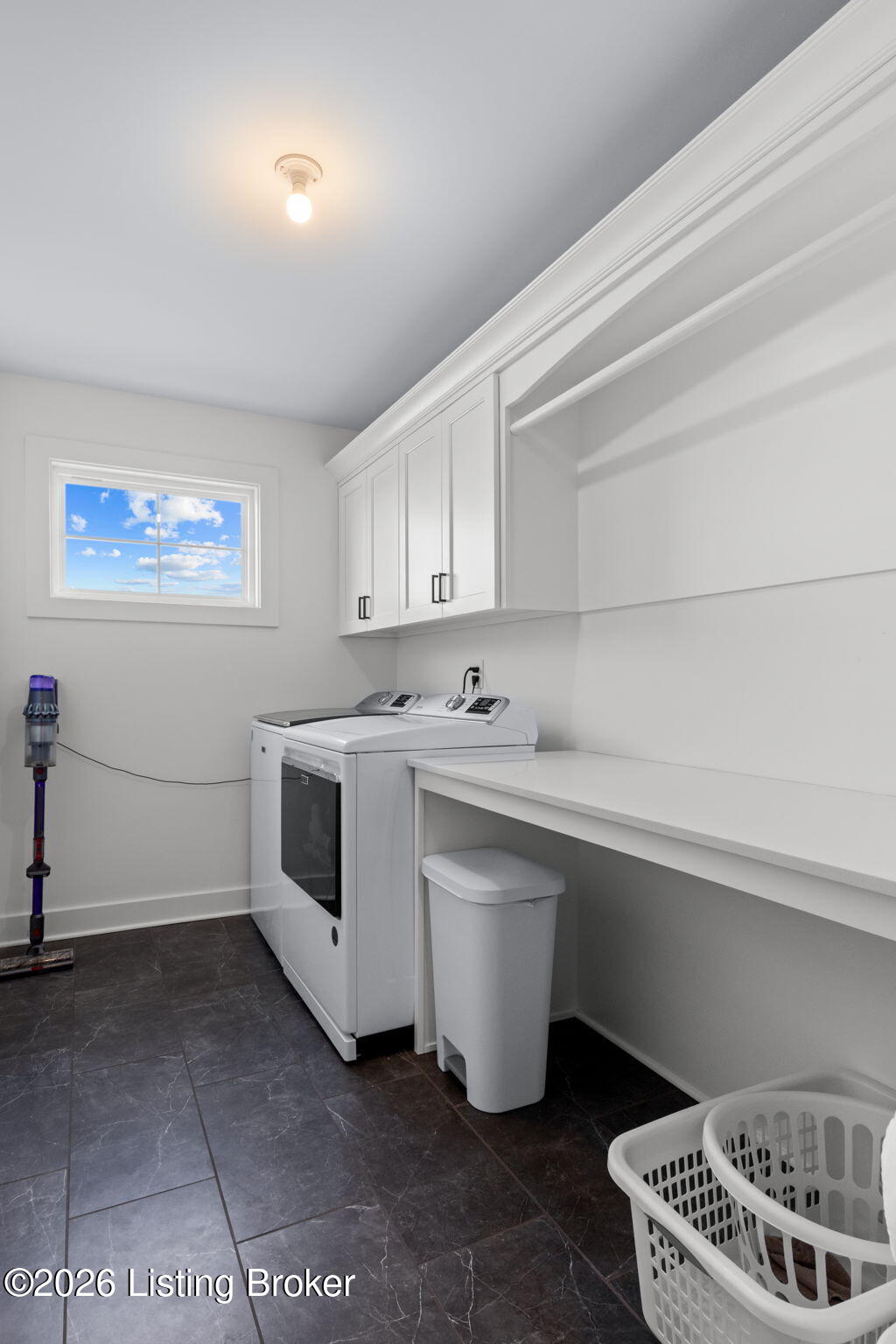 5800 Sumner Pl Property Photo 39