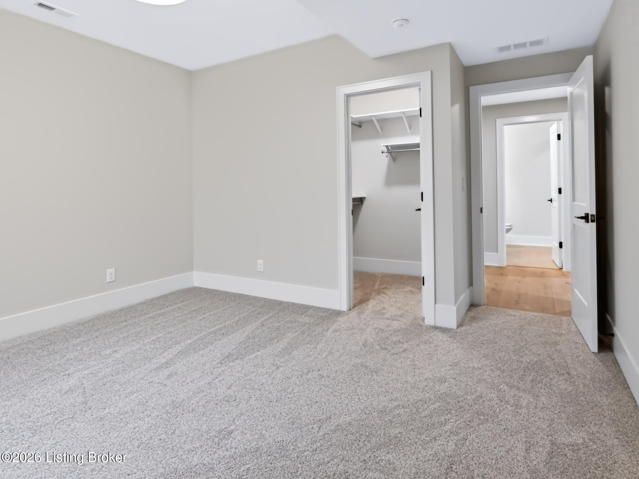 3156 Littlecote Ln Property Photo 37