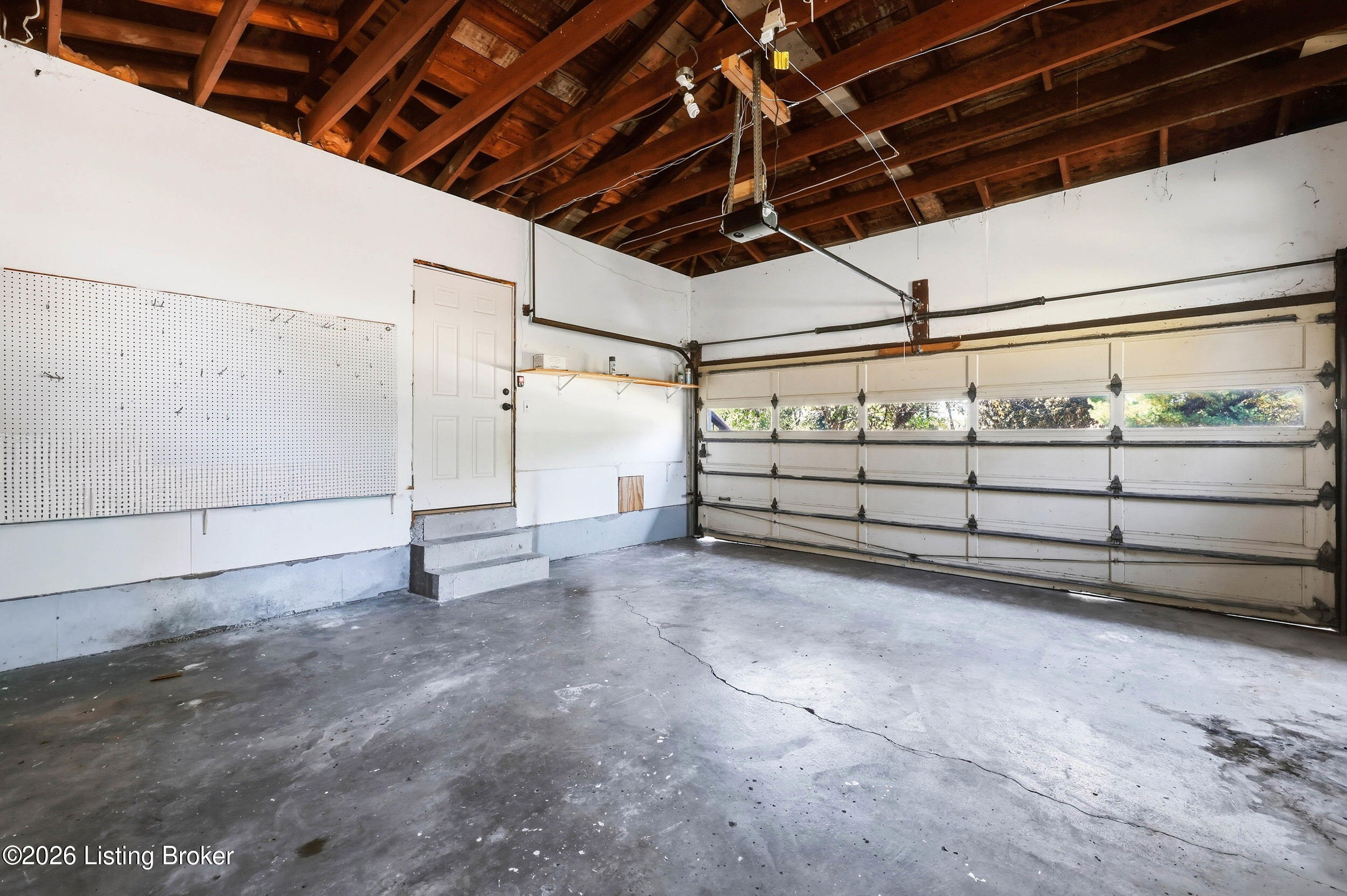 3129 Hewitt Ave Property Photo 37