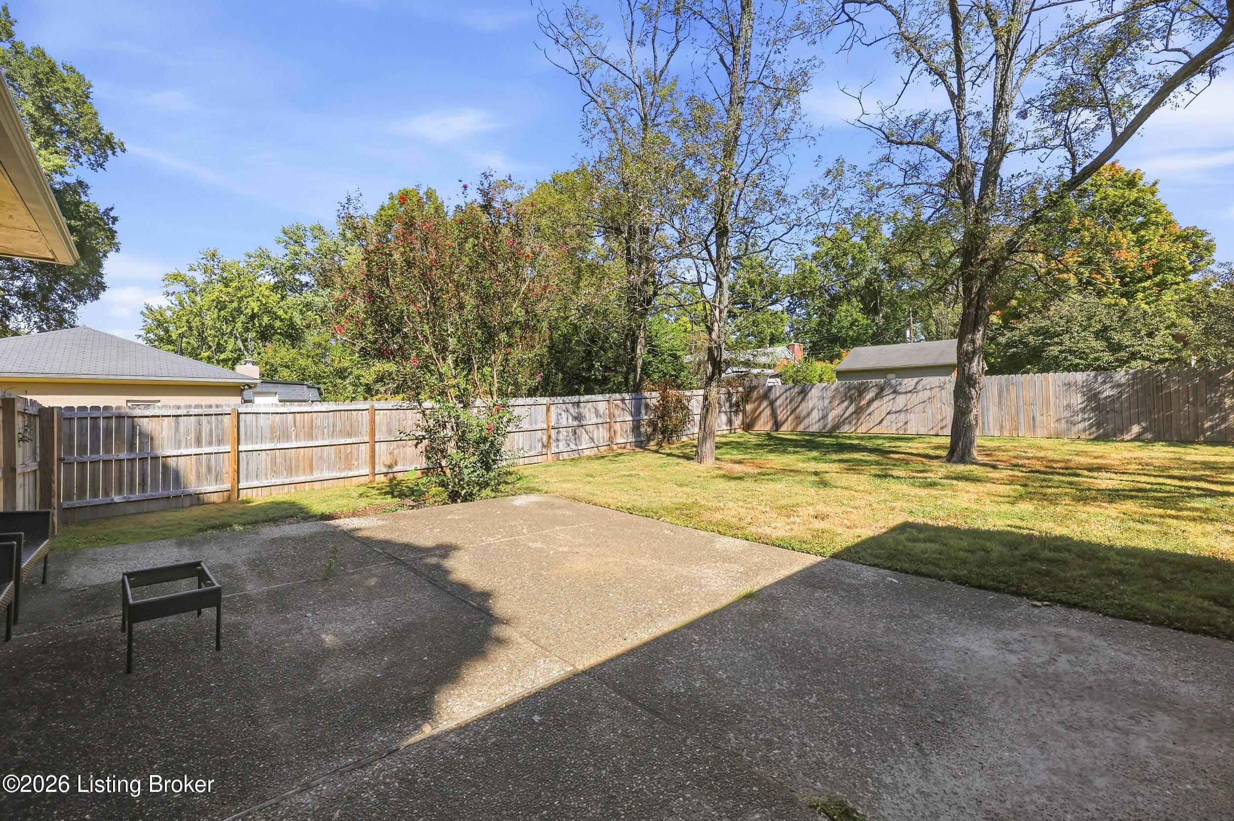 3129 Hewitt Ave Property Photo 39
